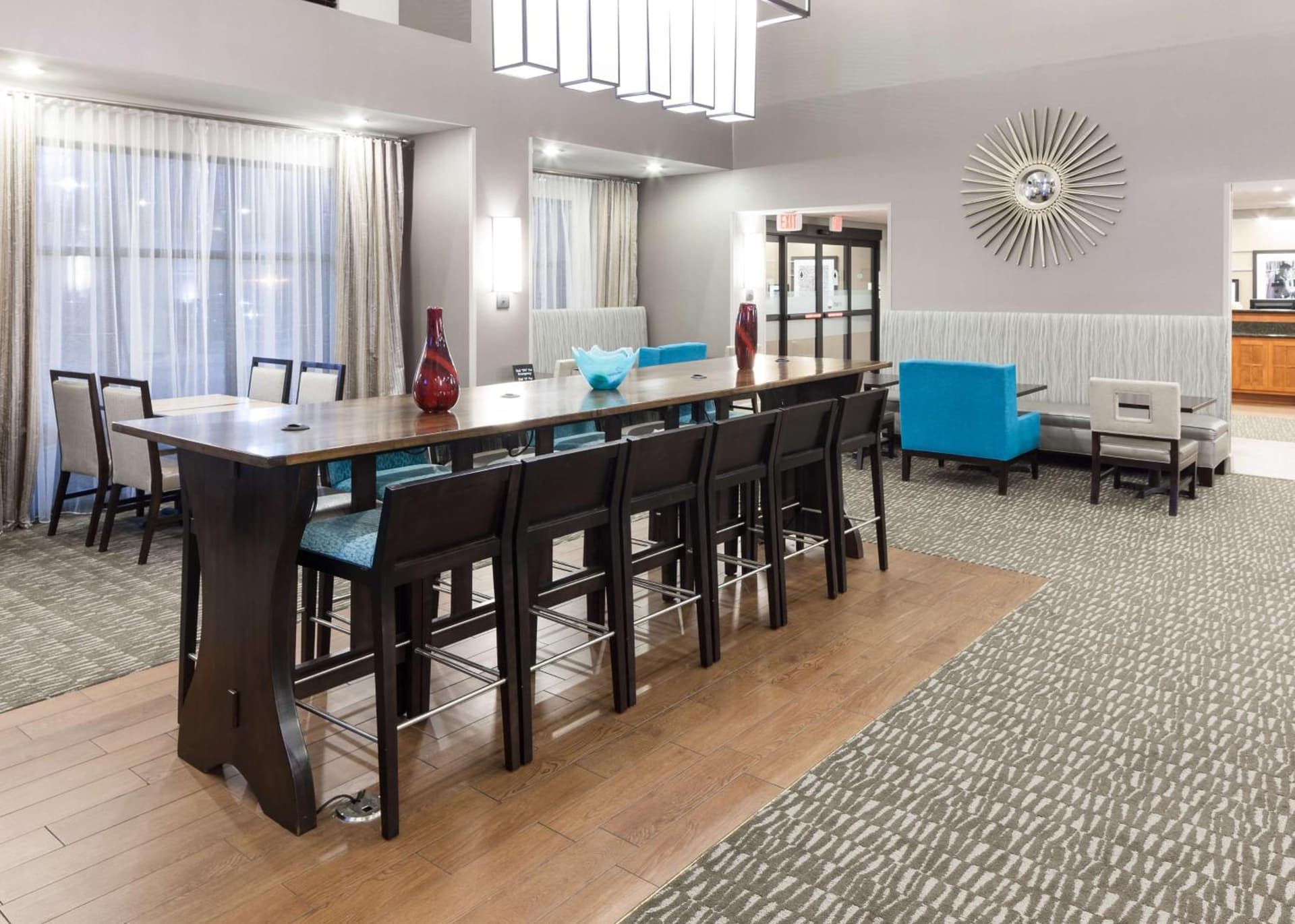 Hampton Inn & Suites Cedar Rapids gallery photo in Cedar Rapids, IA — image 25