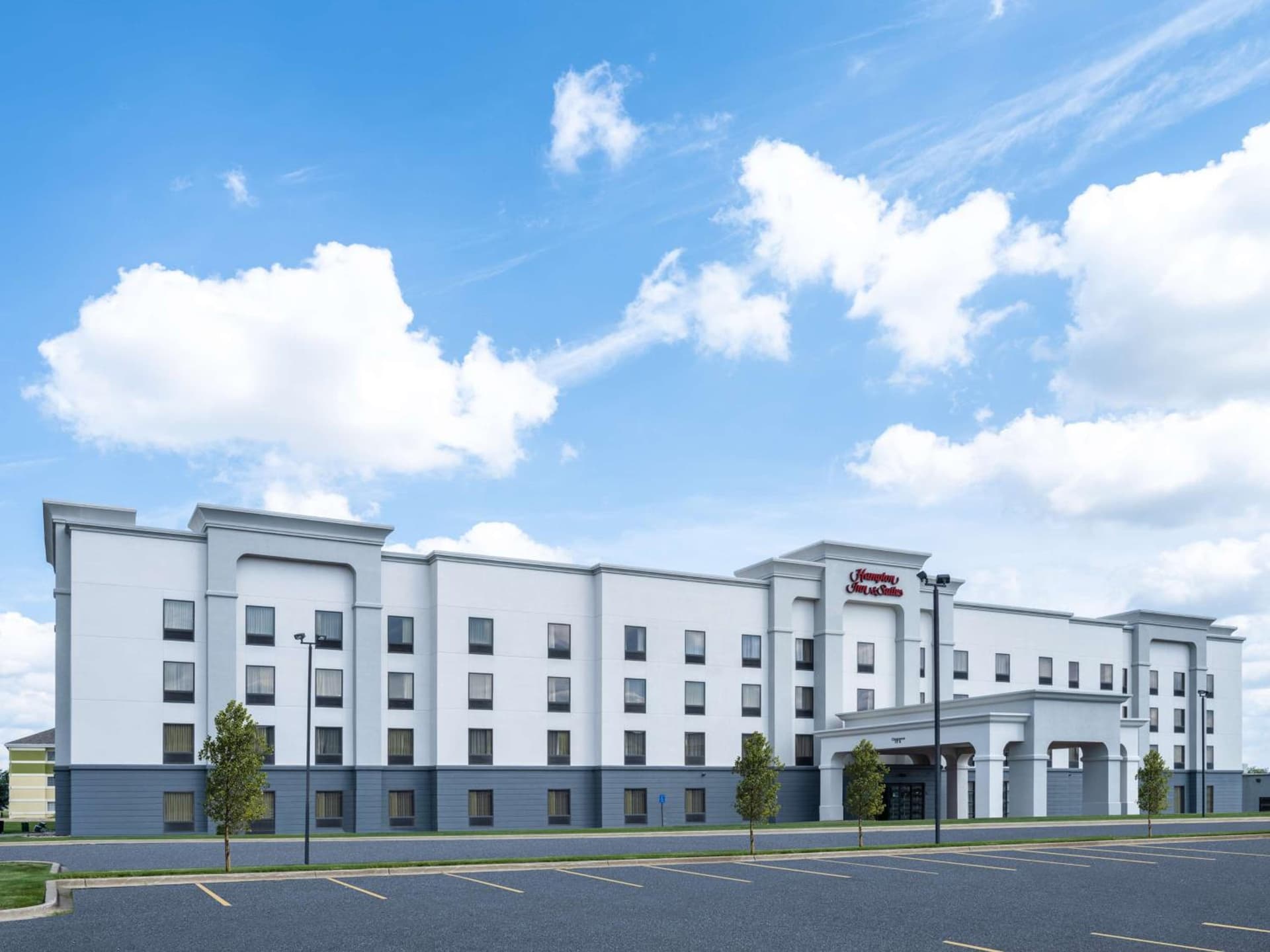 Hampton Inn & Suites Cedar Rapids featured exterior or lobby in Cedar Rapids, IA — similar hotel