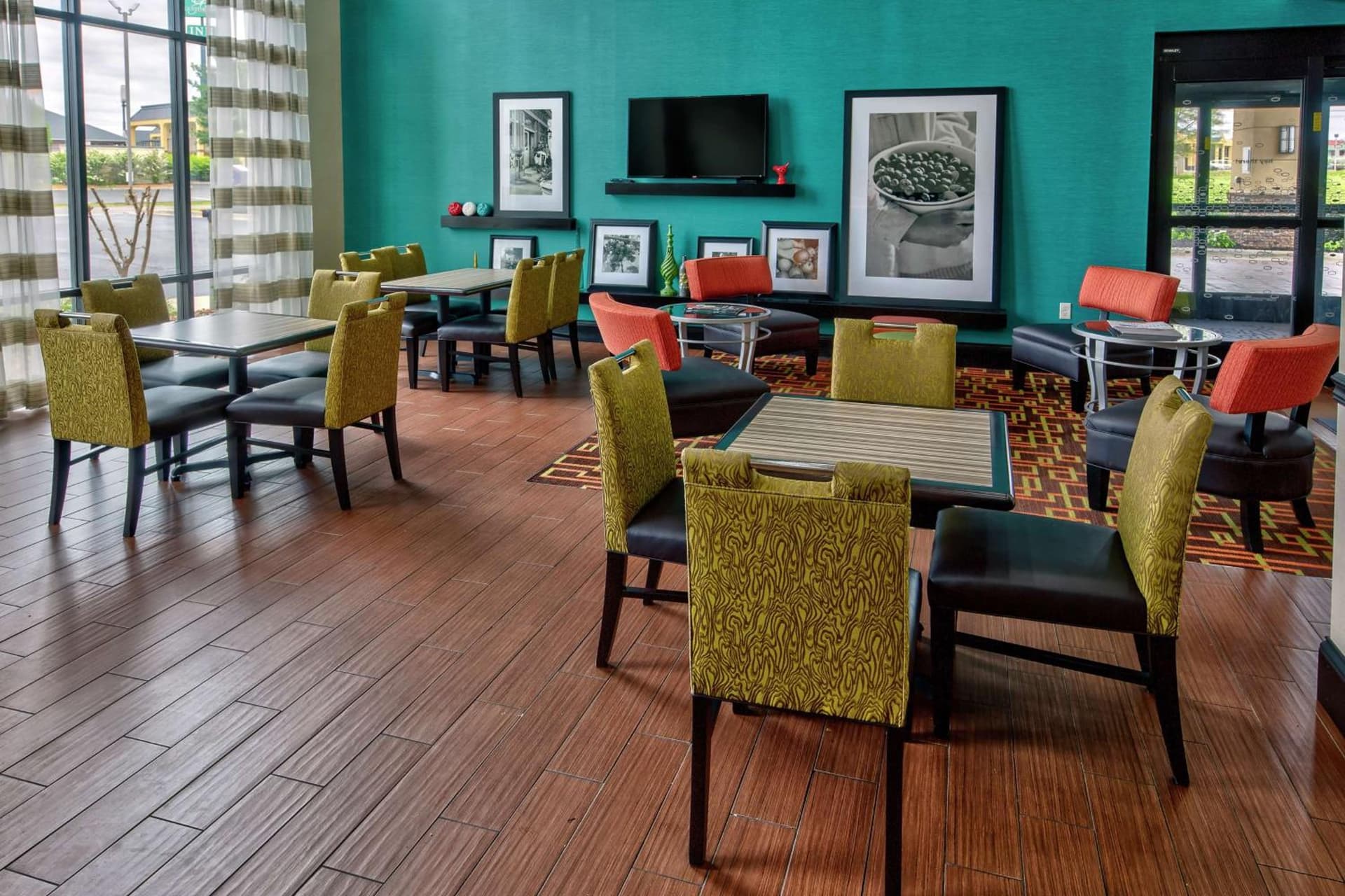 Hampton Inn & Suites Clarksville gallery photo in Clarksville, TN — image 34