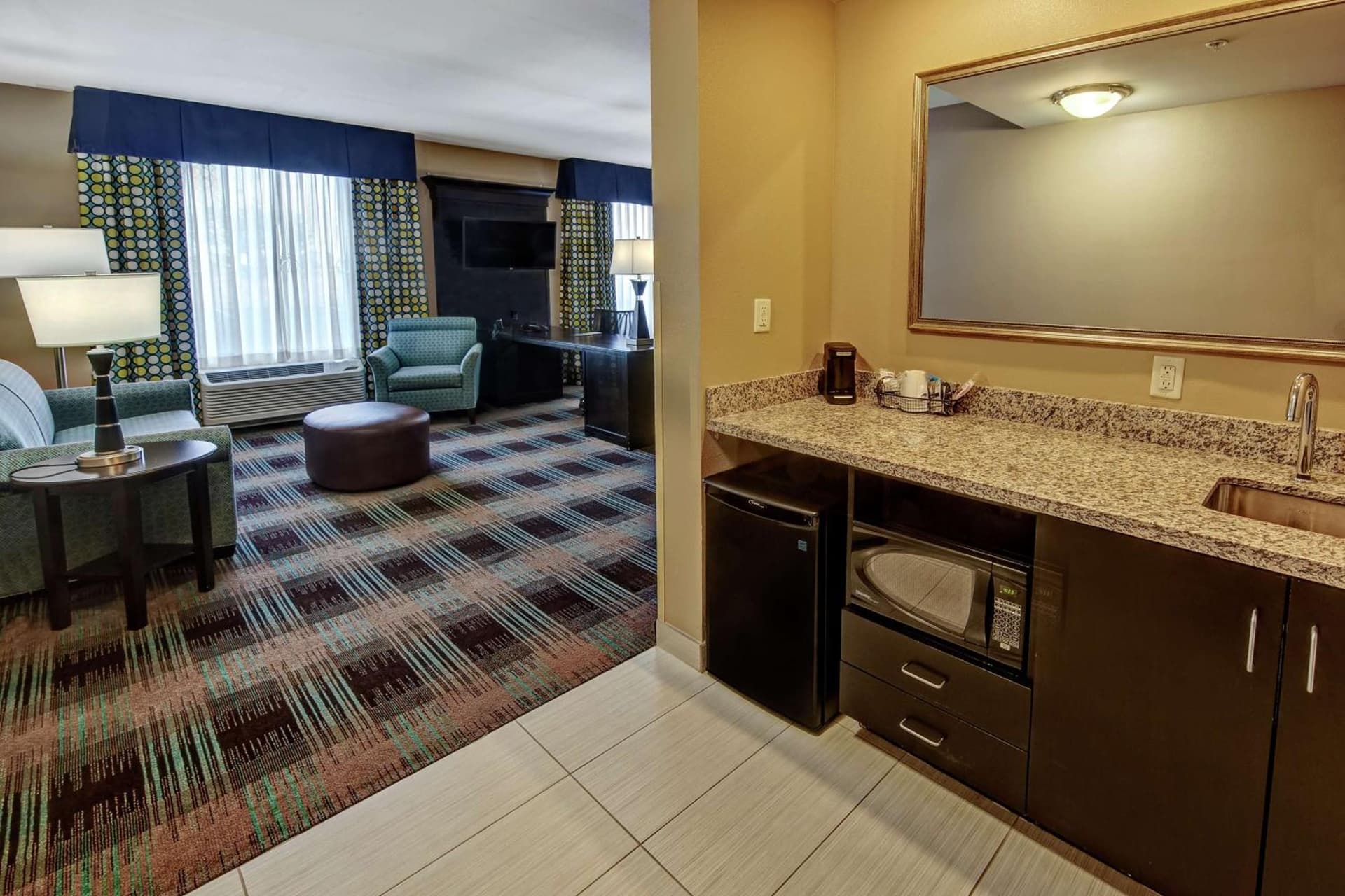 Hampton Inn & Suites Clarksville gallery photo in Clarksville, TN — image 4