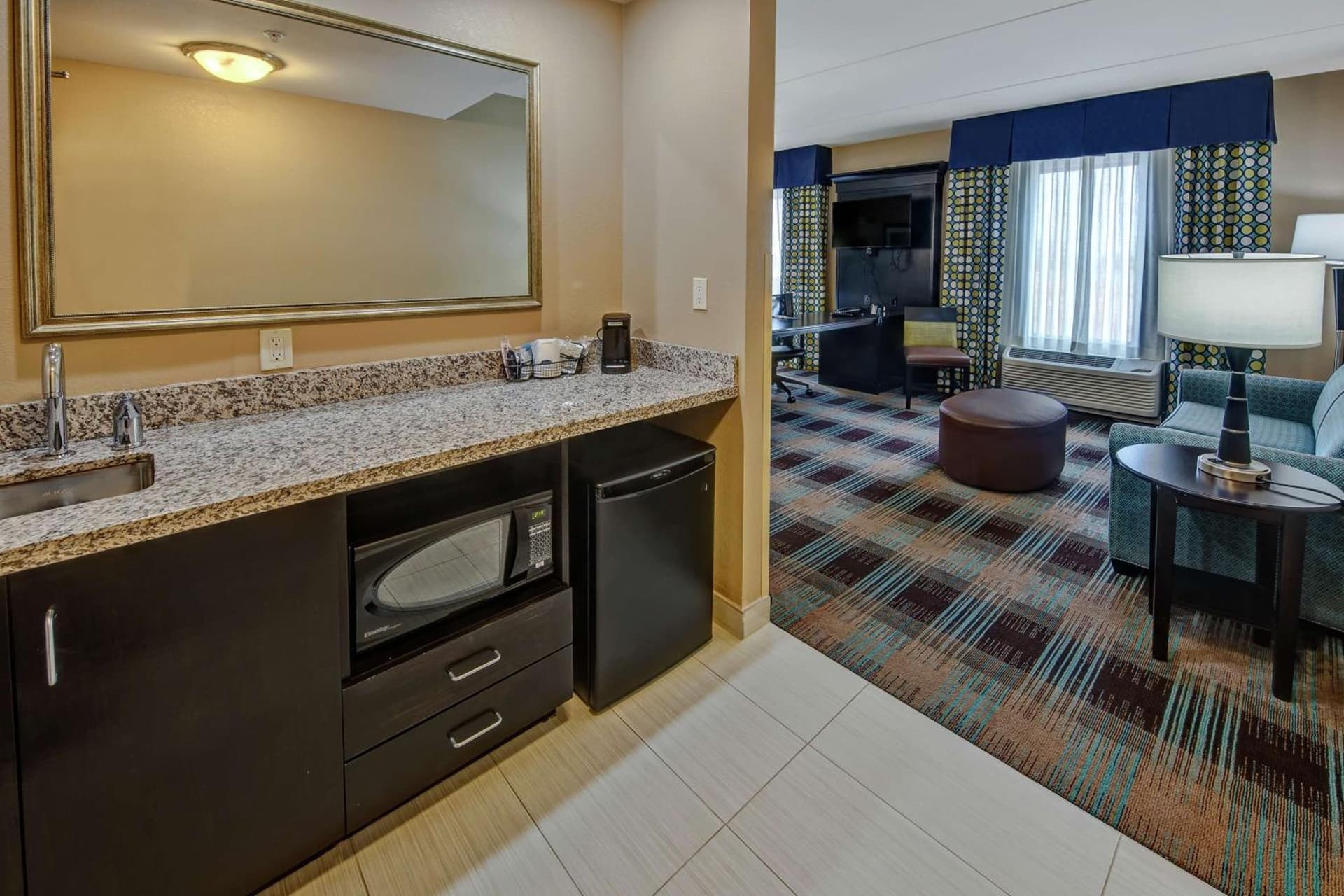 Hampton Inn & Suites Clarksville gallery photo in Clarksville, TN — image 38