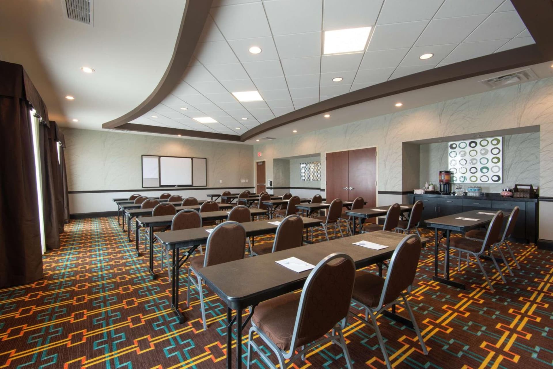 Hampton Inn & Suites Clarksville gallery photo in Clarksville, TN — image 23