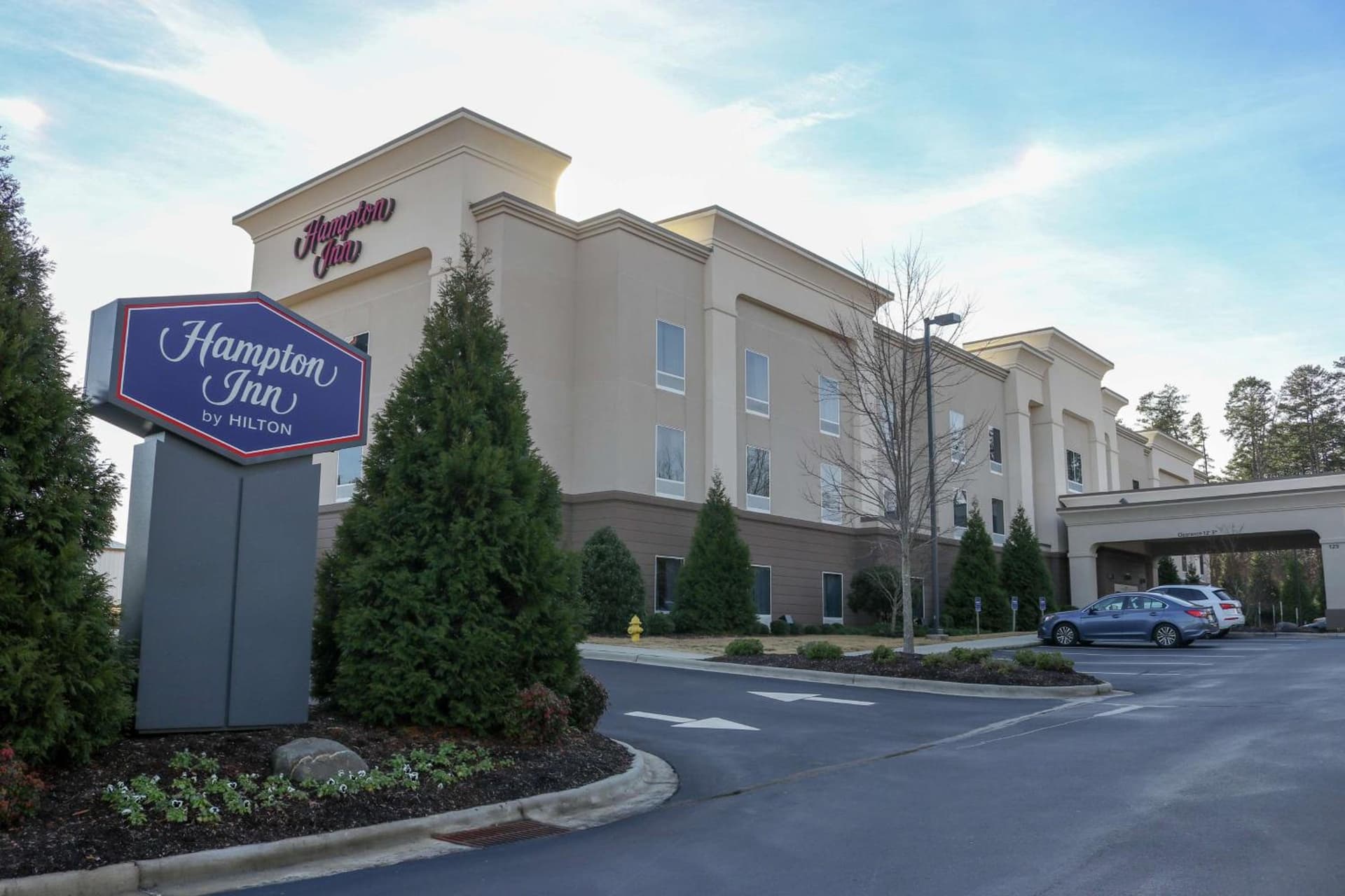Hampton Inn Lincolnton featured exterior or lobby in Lincolnton, NC — similar hotel