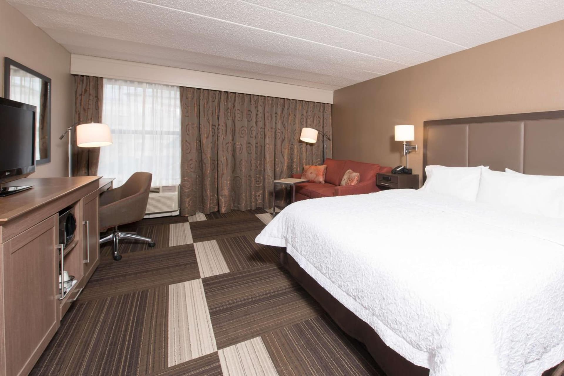 Hampton Inn Columbus/Taylorsville gallery photo in Edinburgh, IN — image 19
