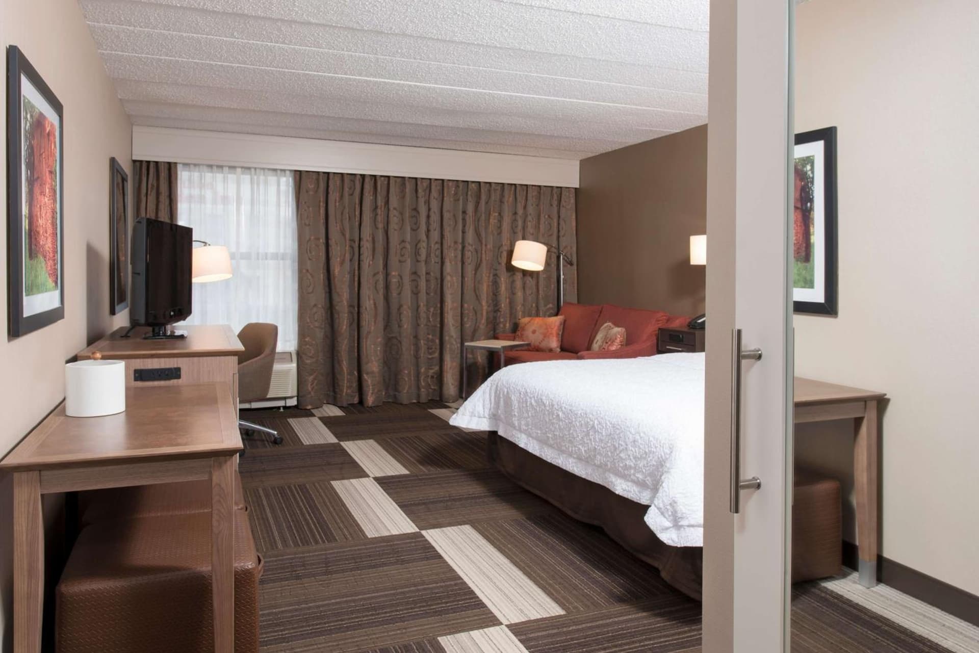 Hampton Inn Columbus/Taylorsville gallery photo in Edinburgh, IN — image 28