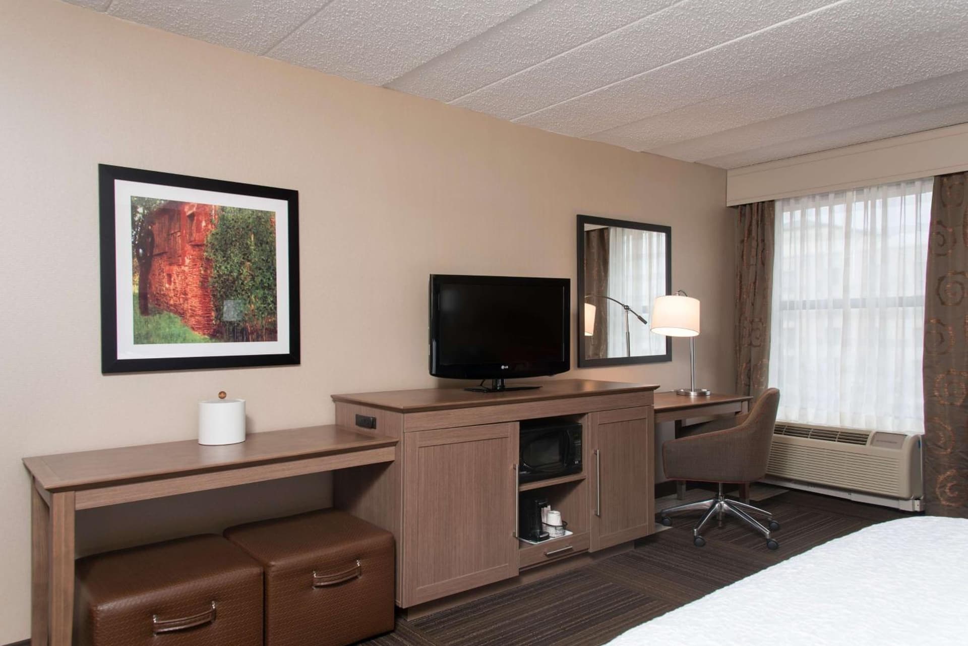 Hampton Inn Columbus/Taylorsville gallery photo in Edinburgh, IN — image 4