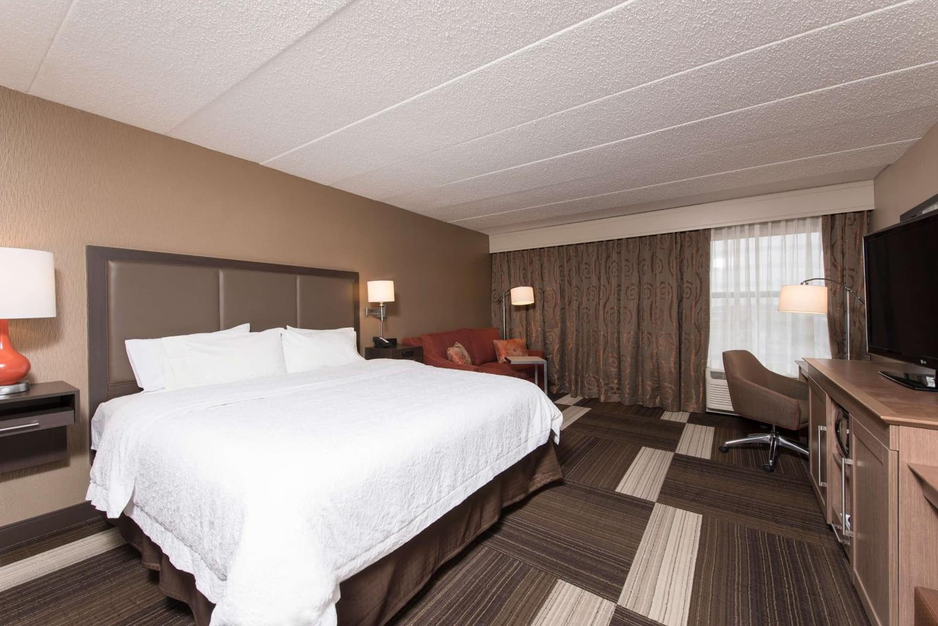 Hampton Inn Columbus/Taylorsville gallery photo in Edinburgh, IN — image 16