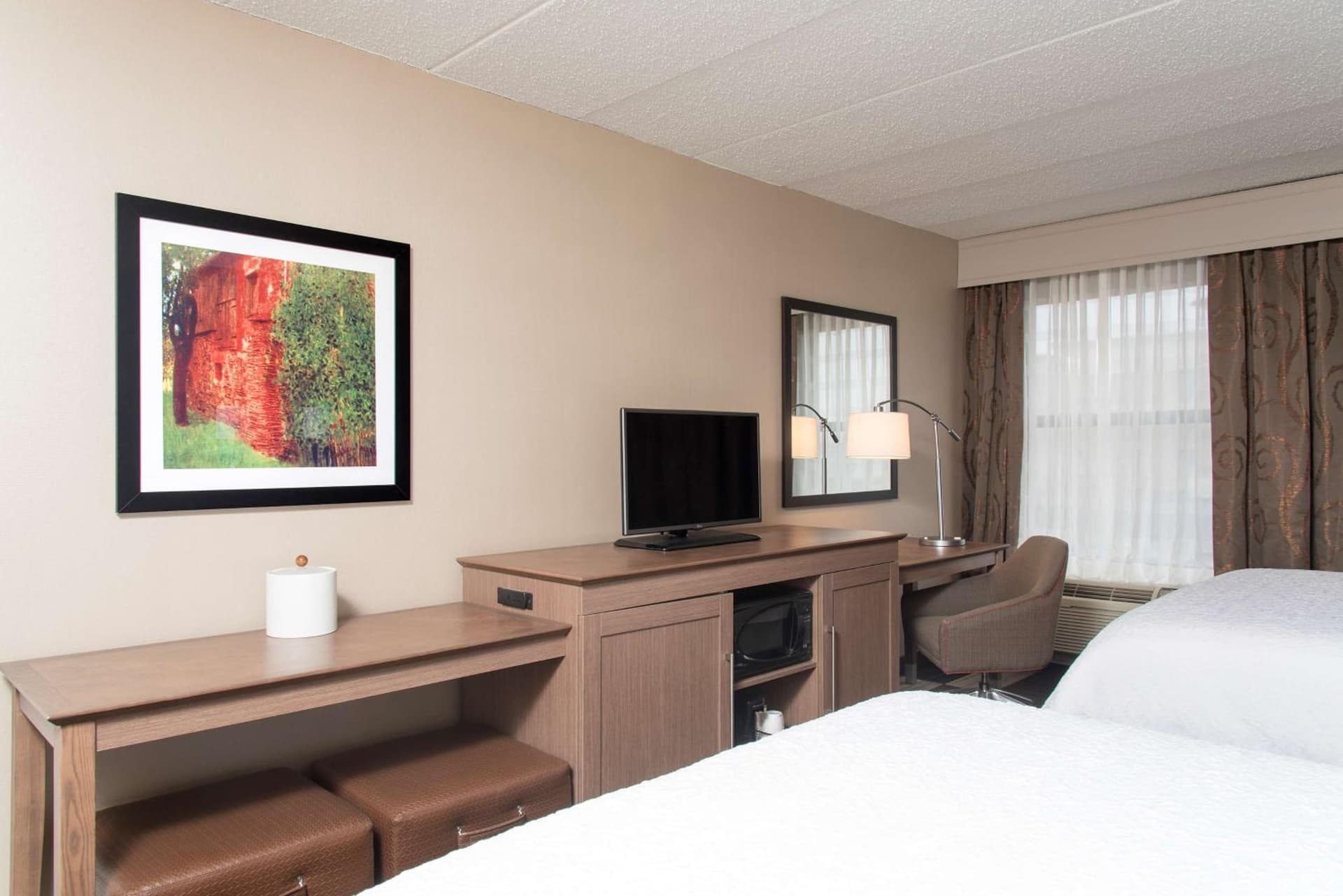 Hampton Inn Columbus/Taylorsville gallery photo in Edinburgh, IN — image 5