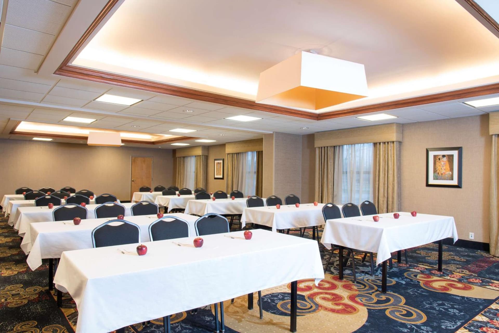 Hampton Inn Columbus/Taylorsville gallery photo in Edinburgh, IN — image 14