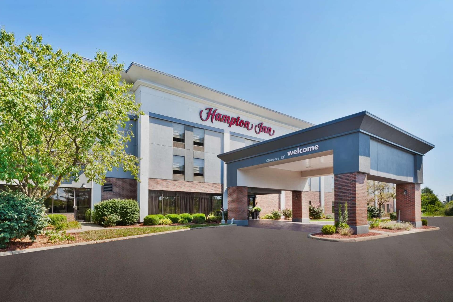 Hampton Inn Columbus/Delaware I-71 North featured exterior or lobby in Sunbury, OH — similar hotel