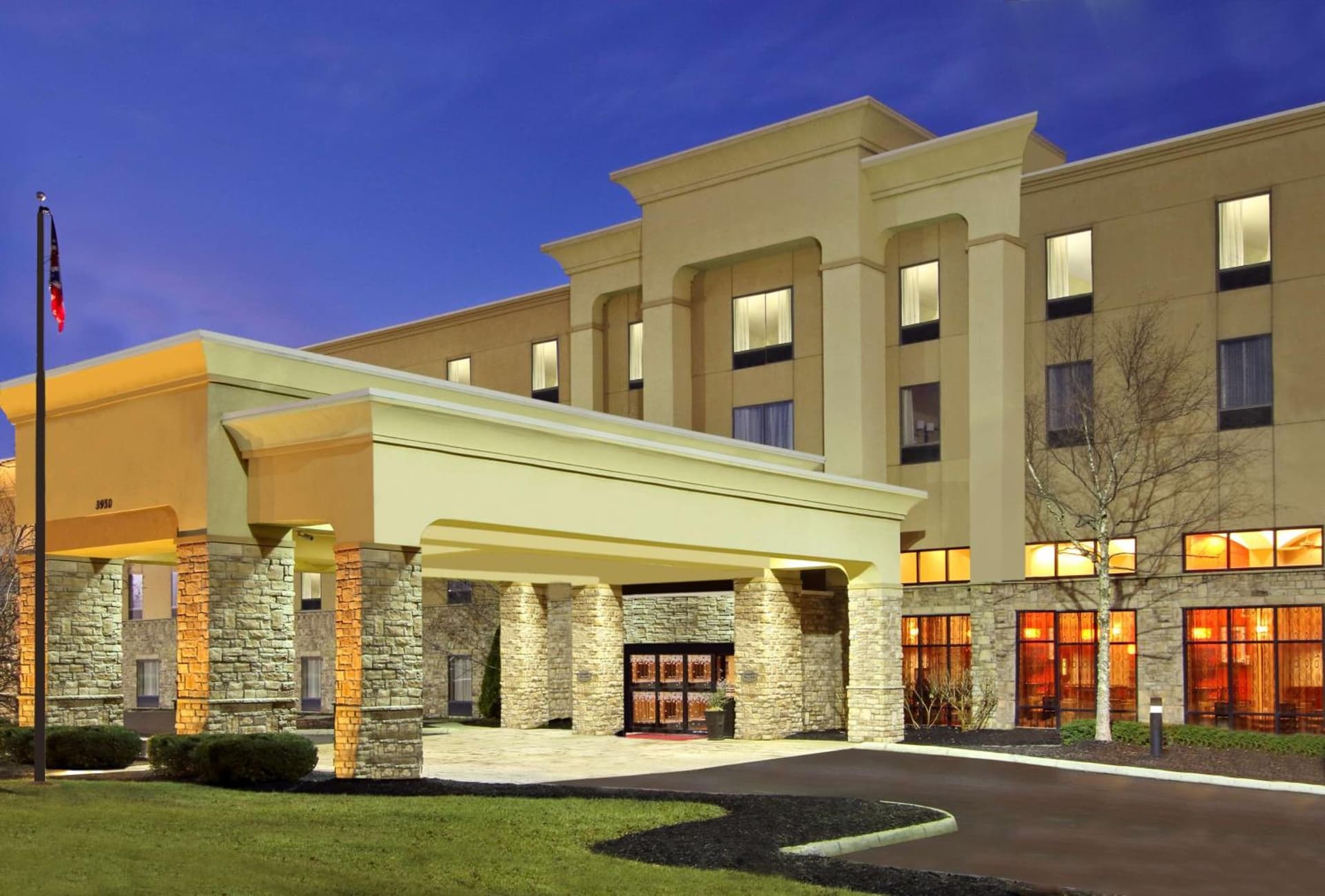 Hampton Inn & Suites Columbus Hilliard featured exterior or lobby in Hilliard, OH — similar hotel