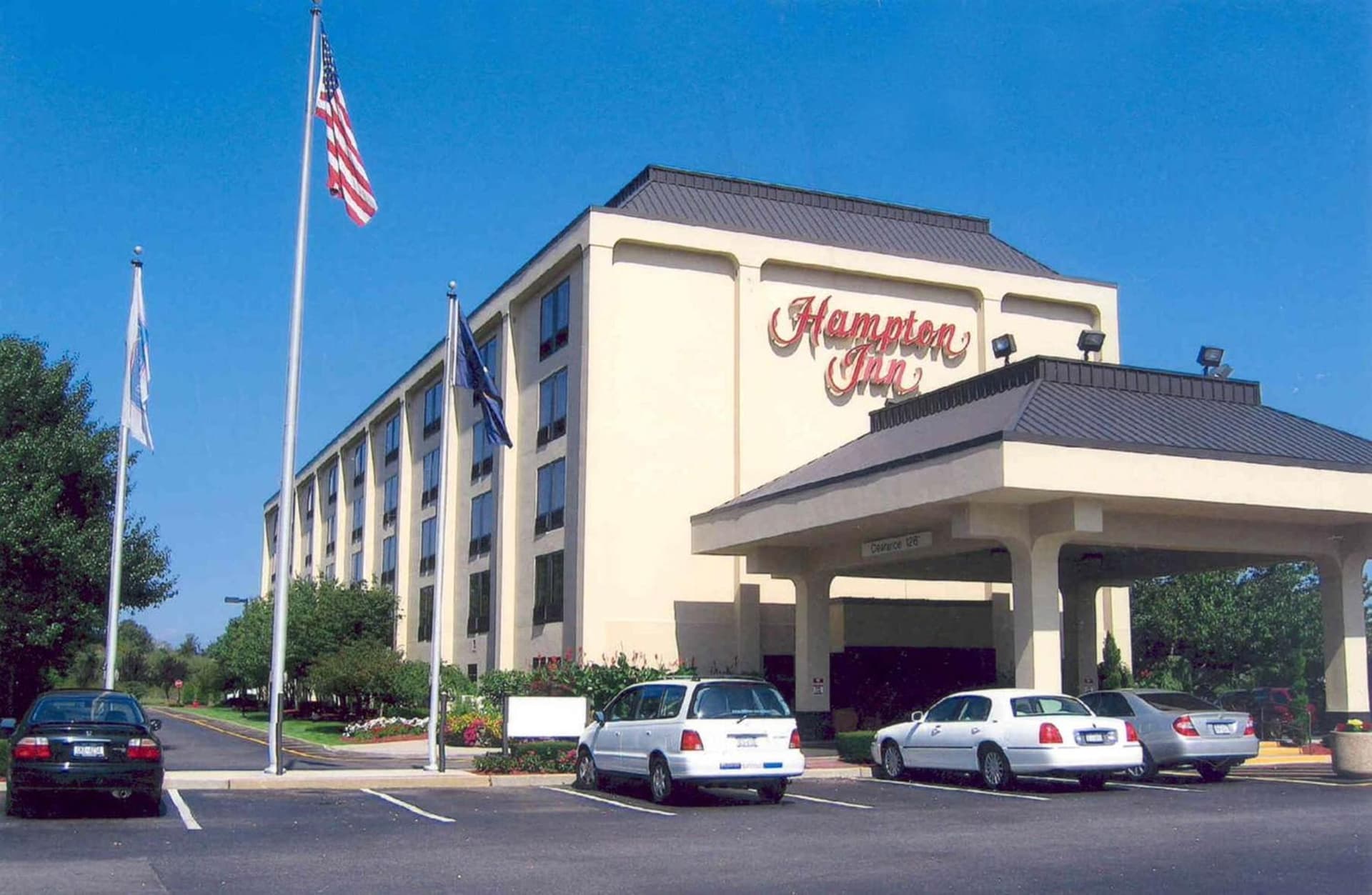 Hampton Inn Long Island/Commack featured exterior or lobby in Commack, NY — similar hotel