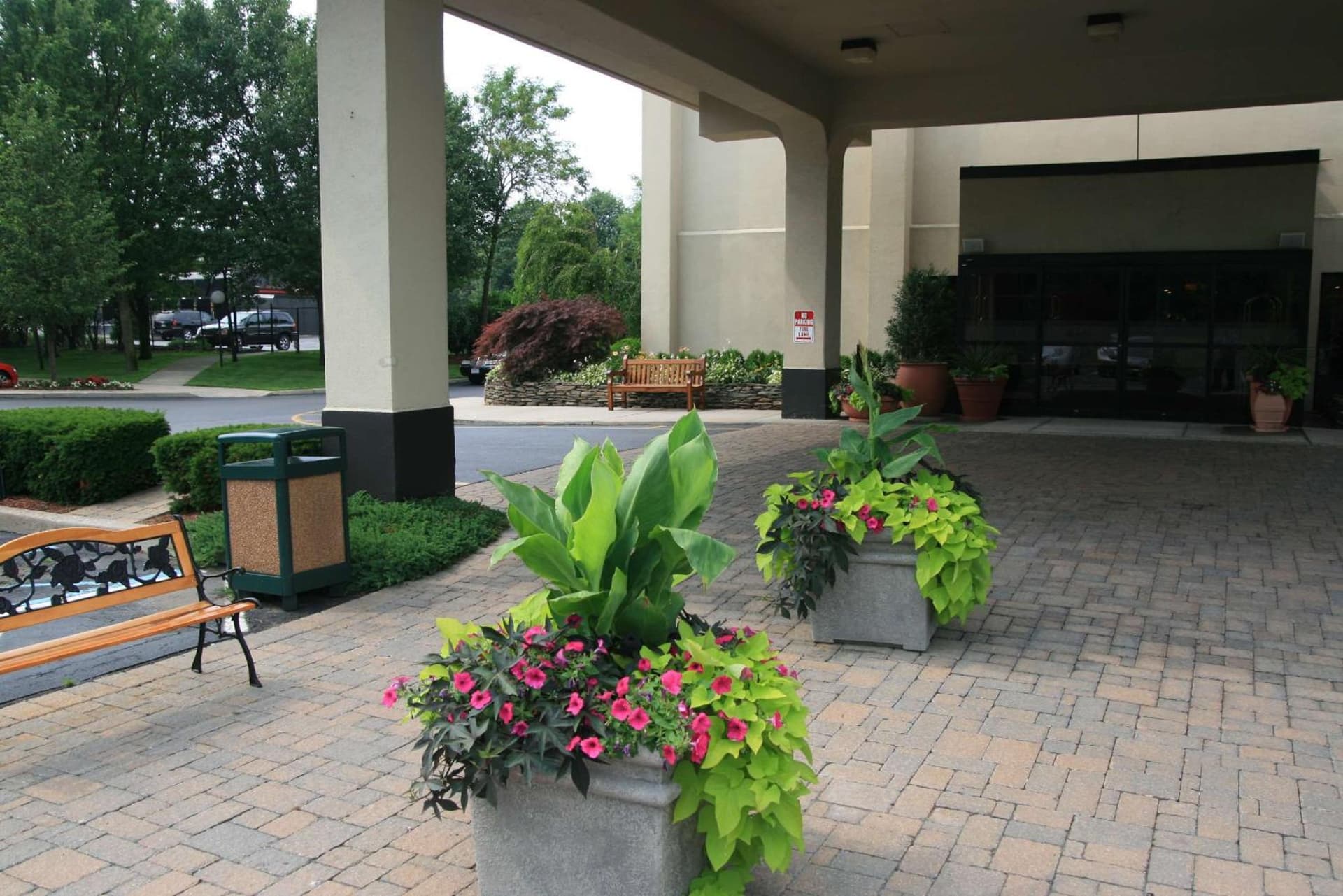 Hampton Inn Long Island/Commack property views in Commack, NY — gallery photo 3