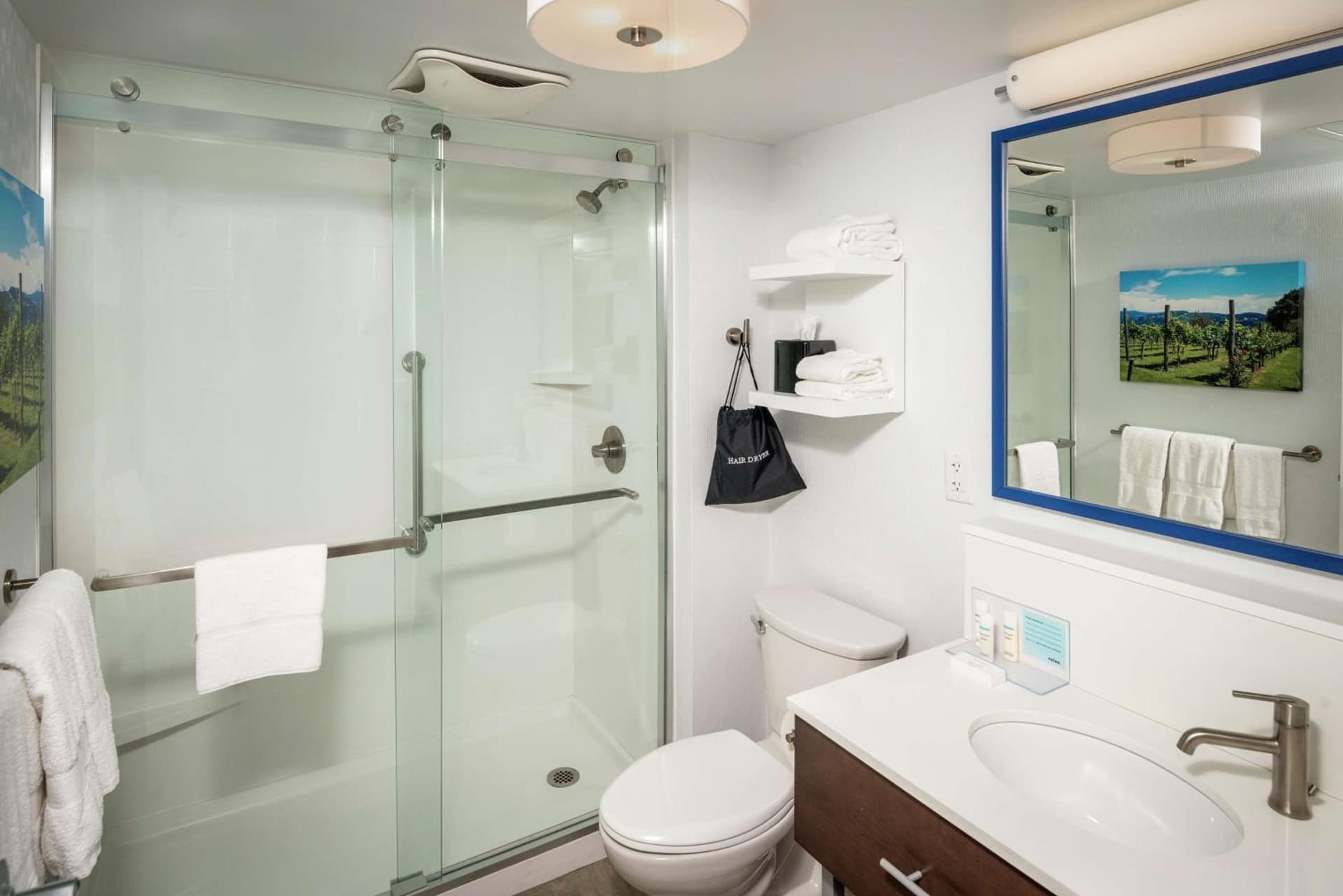 Hampton Inn Long Island/Commack gallery photo in Commack, NY — image 8