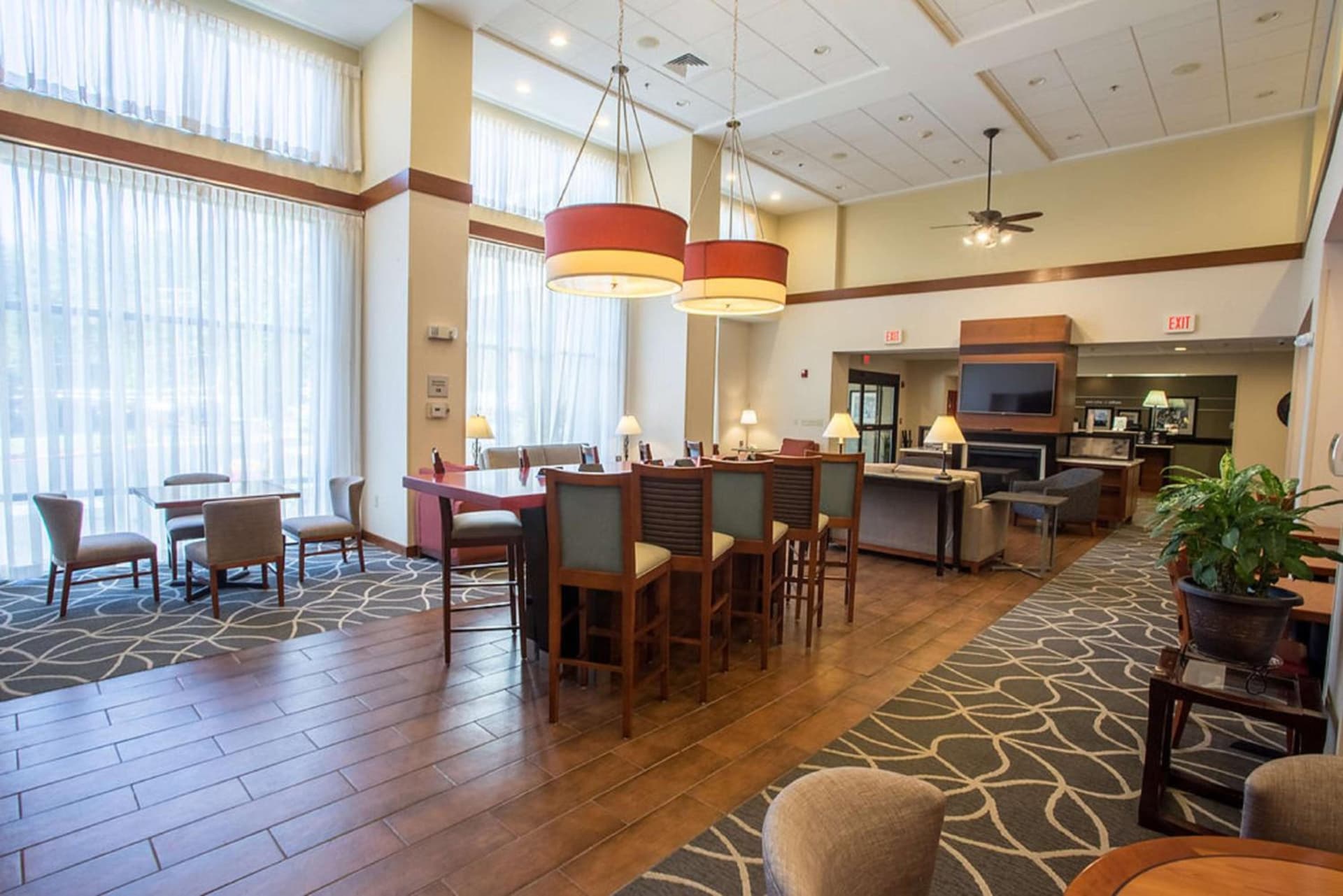 Hampton Inn & Suites Tilton gallery photo in Tilton, NH — image 19