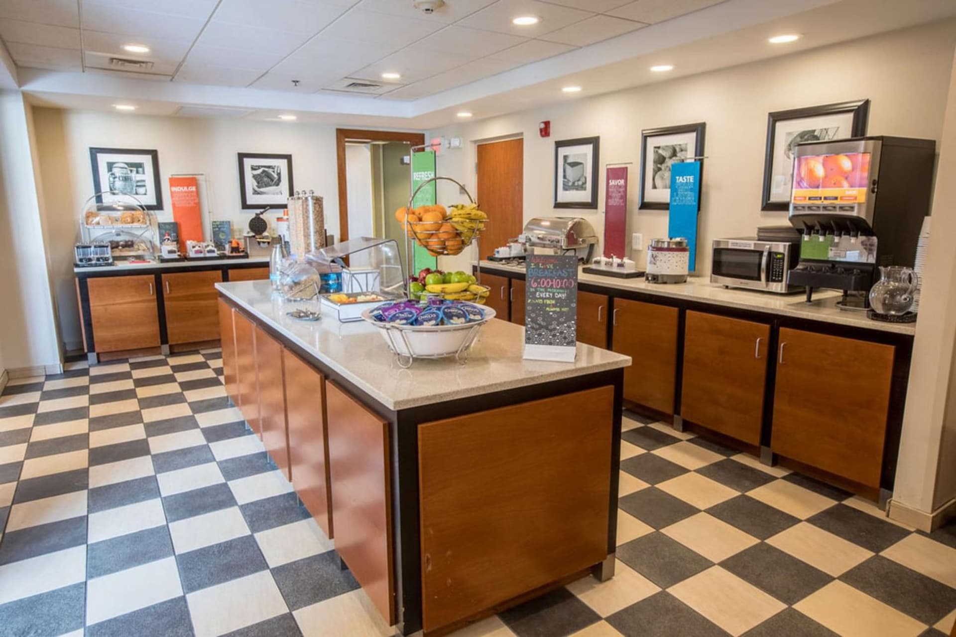 Hampton Inn & Suites Tilton gallery photo in Tilton, NH — image 6