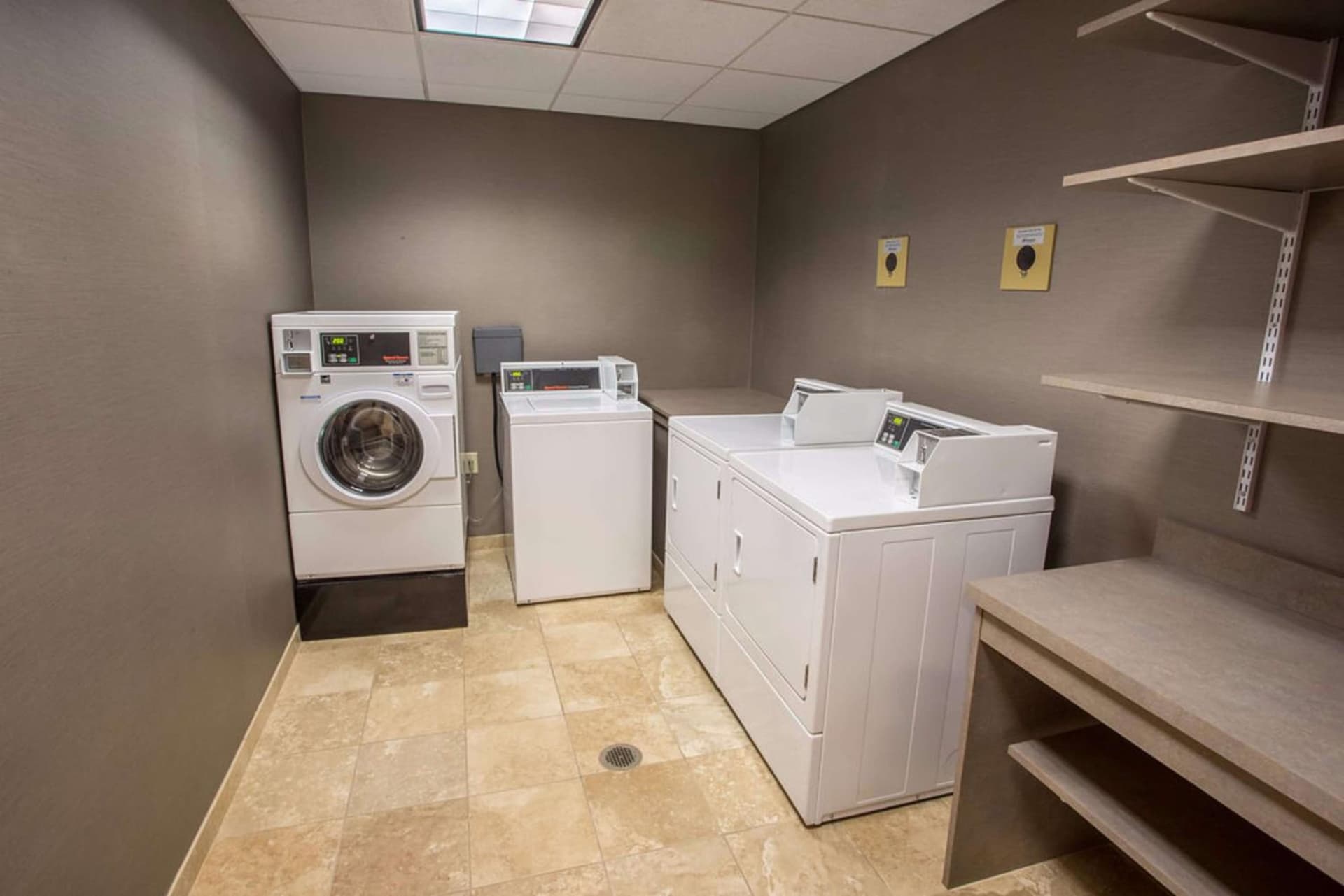 Hampton Inn & Suites Tilton gallery photo in Tilton, NH — image 31