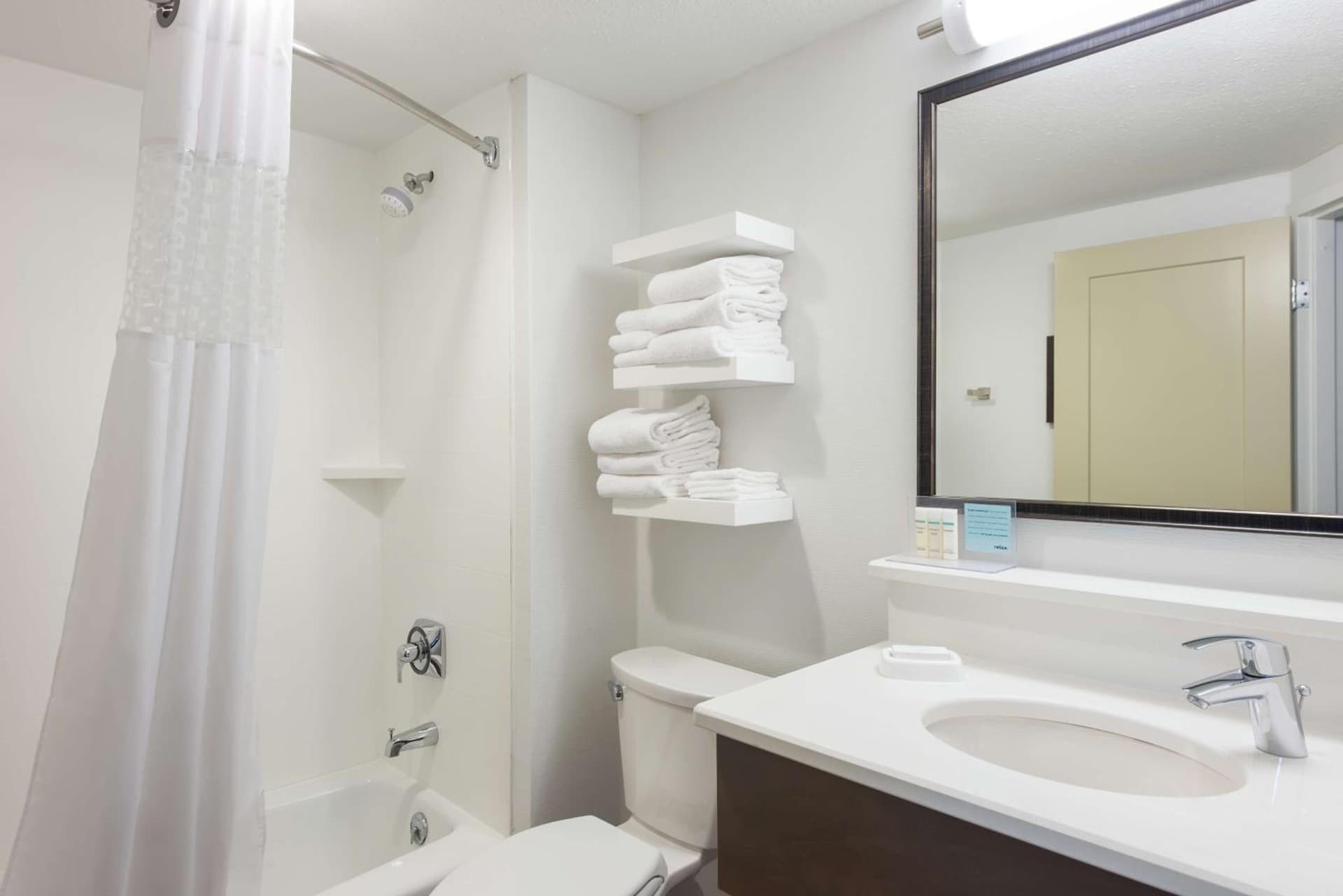 Hampton Inn Columbia gallery photo in Columbia, MO — image 49