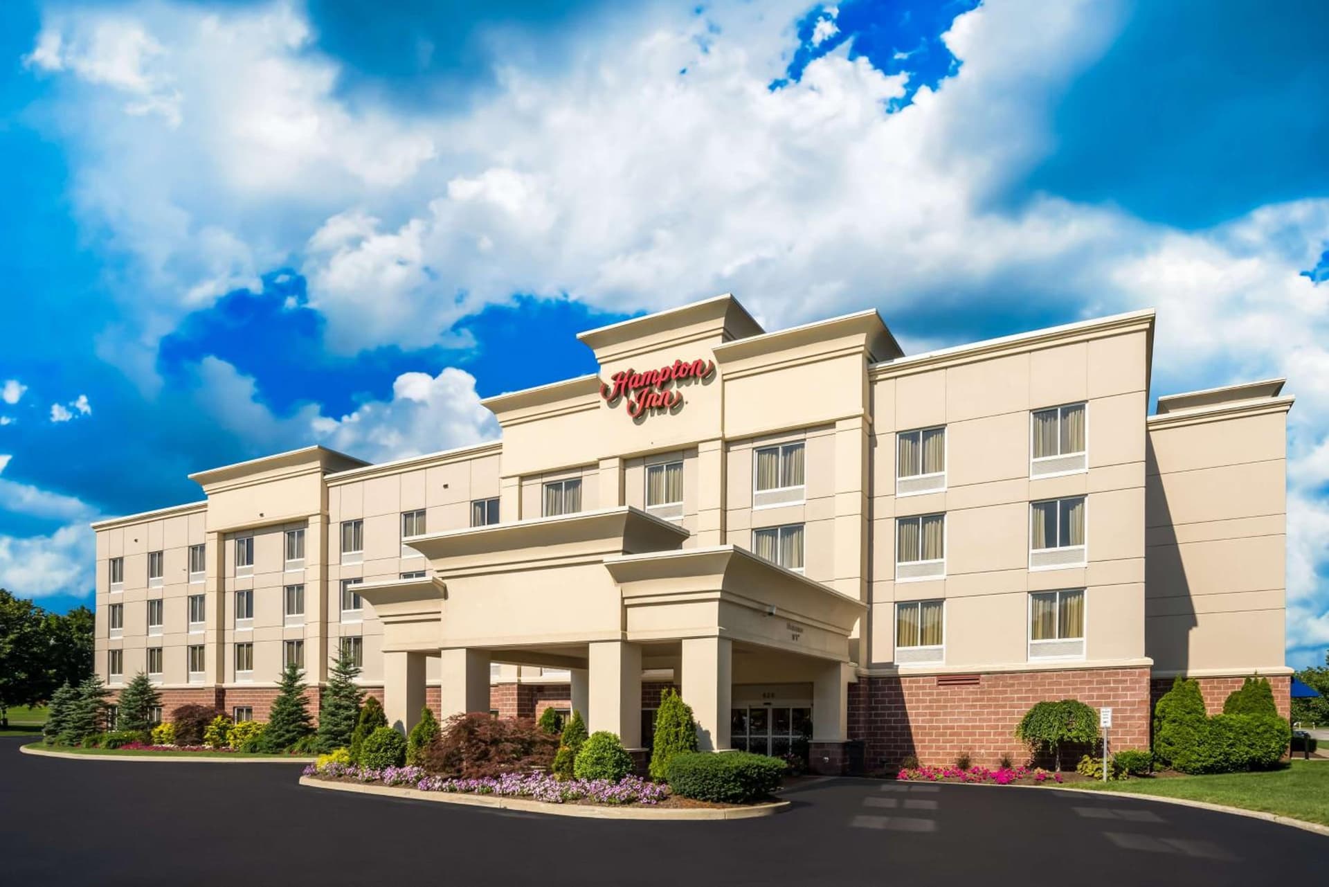 Hampton Inn Clifton Park featured exterior or lobby in Clifton Park, NY — similar hotel