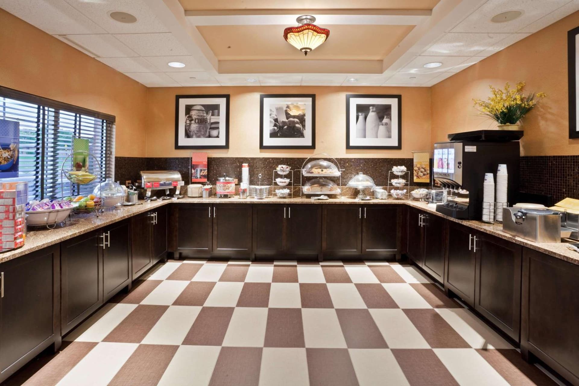 Hampton Inn Clifton Park gallery photo in Clifton Park, NY — image 32