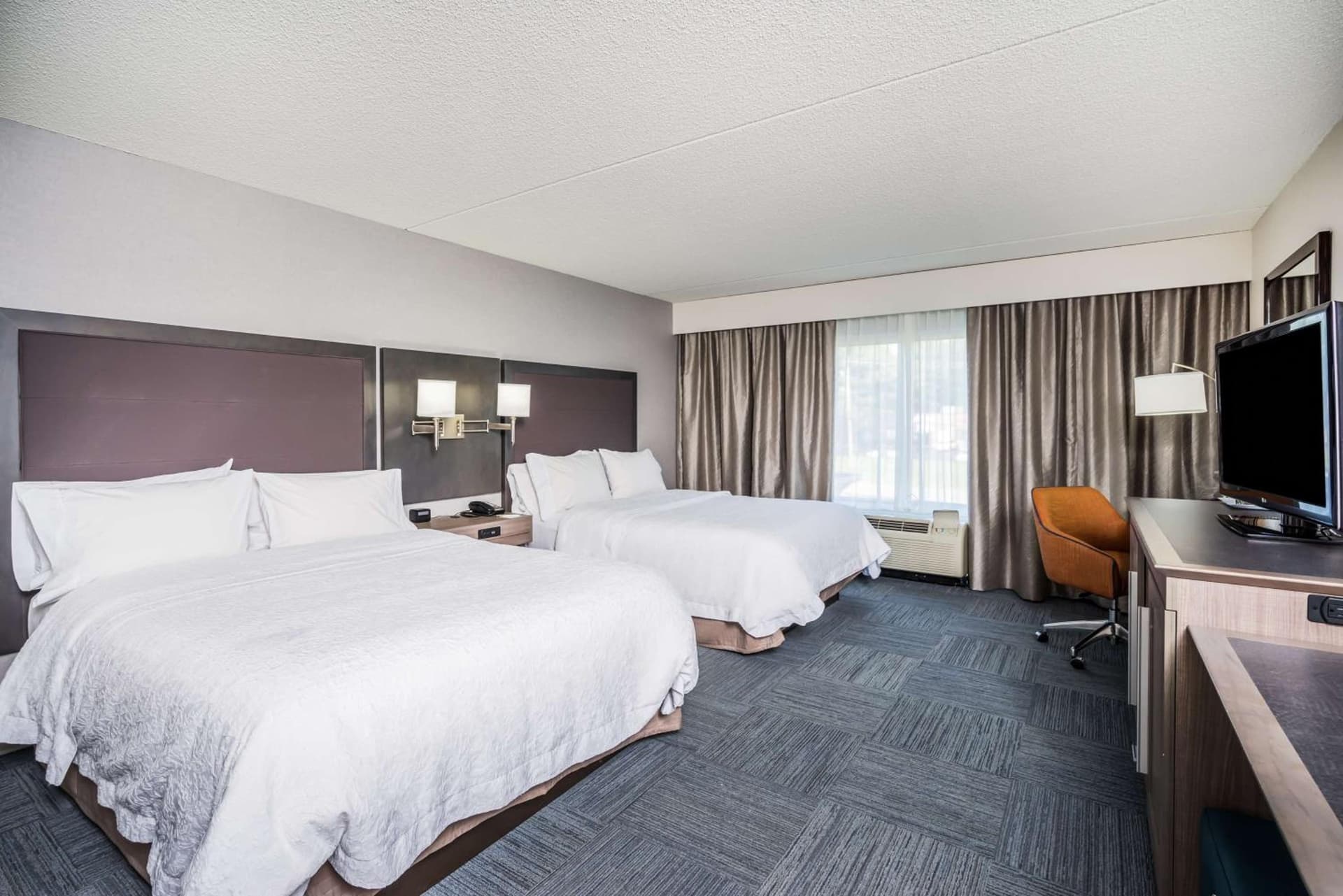 Hampton Inn Clifton Park gallery photo in Clifton Park, NY — image 46