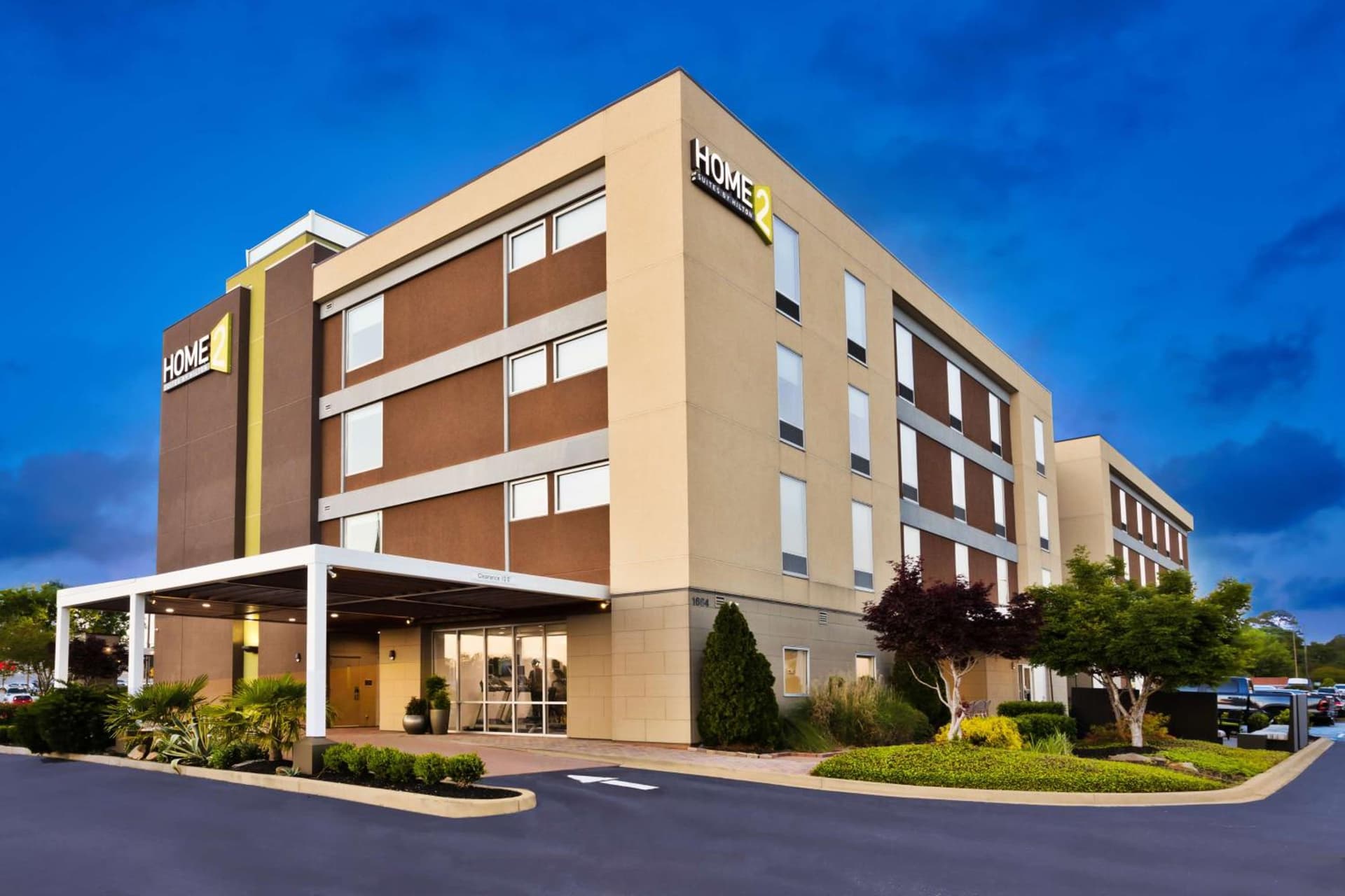 Home2 Suites by Hilton Columbus interior in Columbus, GA — gallery photo 2