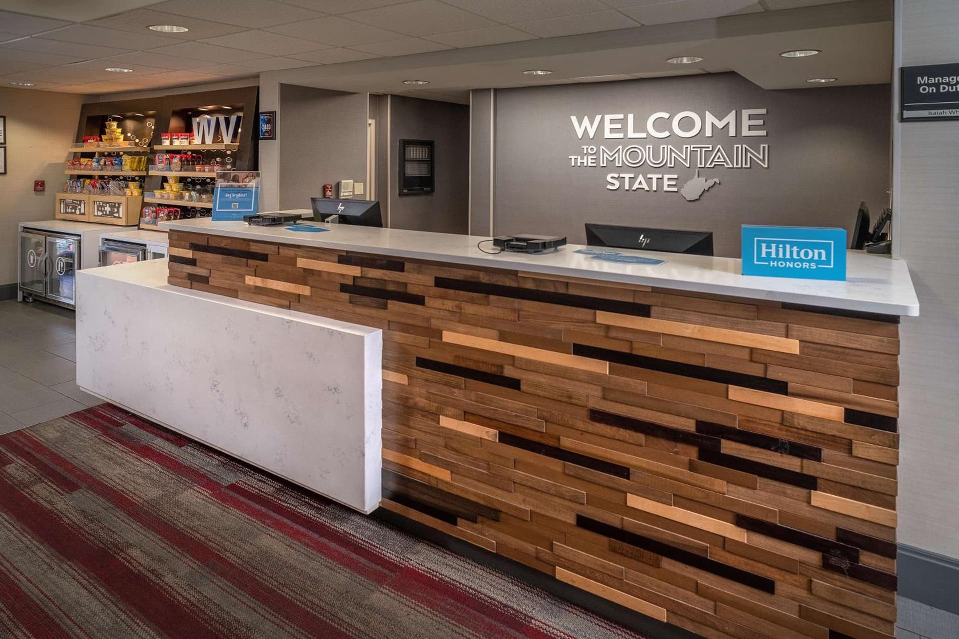 Hampton Inn Charleston Downtown property views in Charleston, WV — gallery photo 3
