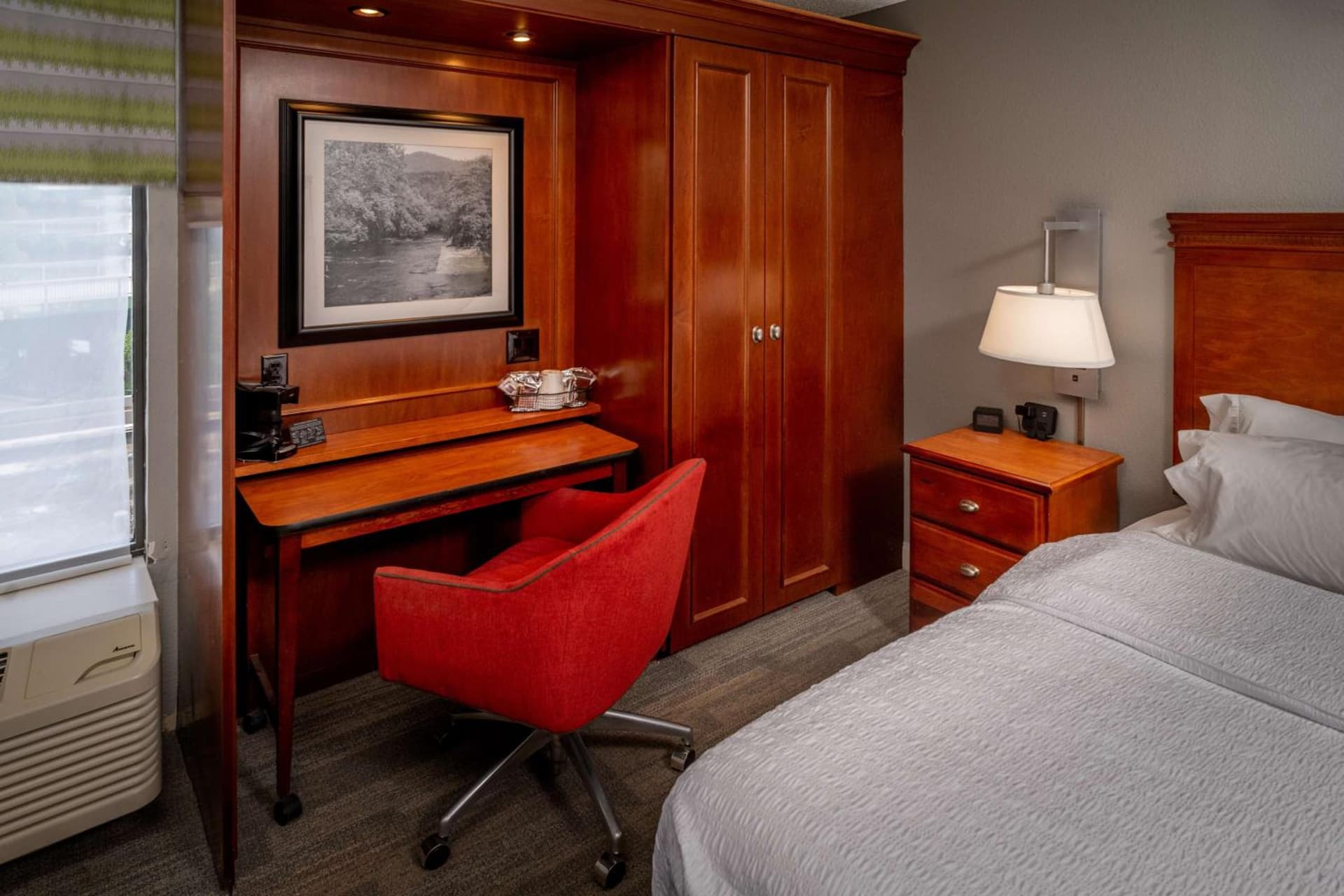 Hampton Inn Charleston Downtown gallery photo in Charleston, WV — image 31