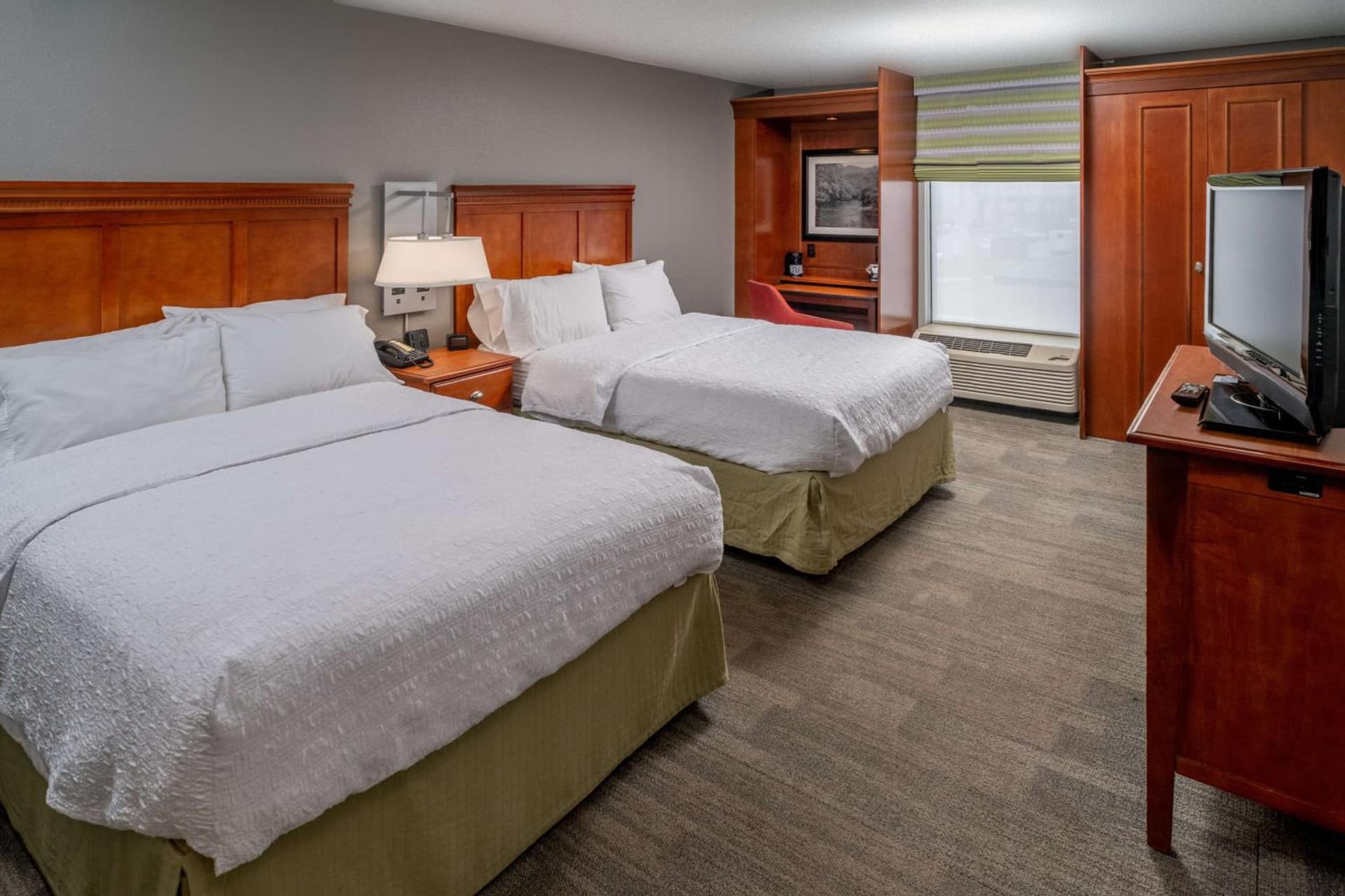 Hampton Inn Charleston Downtown gallery photo in Charleston, WV — image 19