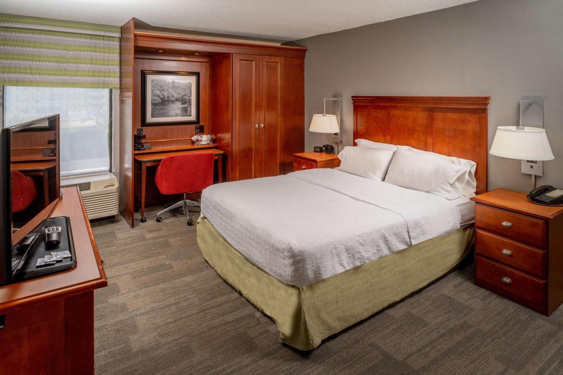 Hampton Inn Charleston Downtown gallery photo in Charleston, WV — image 20