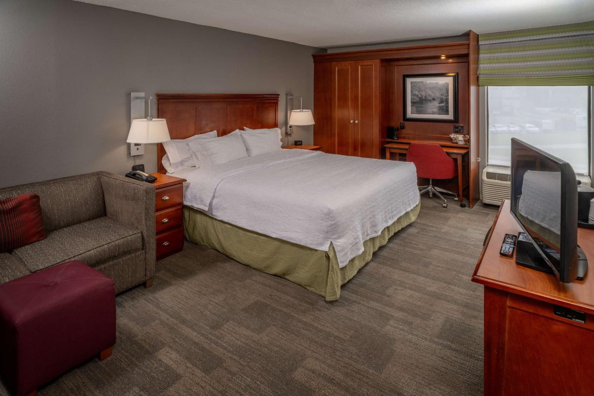 Hampton Inn Charleston Downtown gallery photo in Charleston, WV — image 4