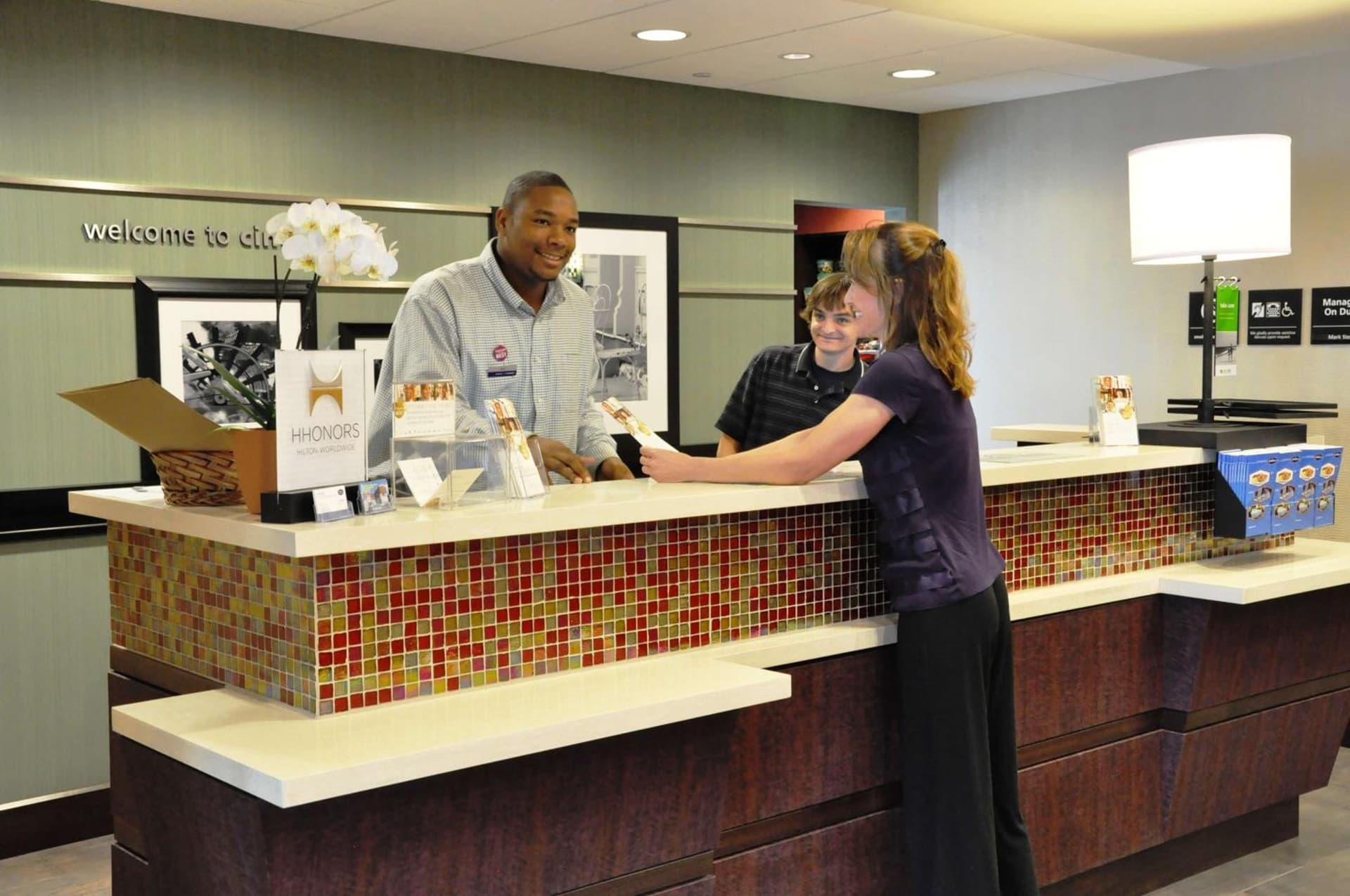 Hampton Inn & Suites Cincinnati / Uptown - University Area gallery photo in Cincinnati, OH — image 7