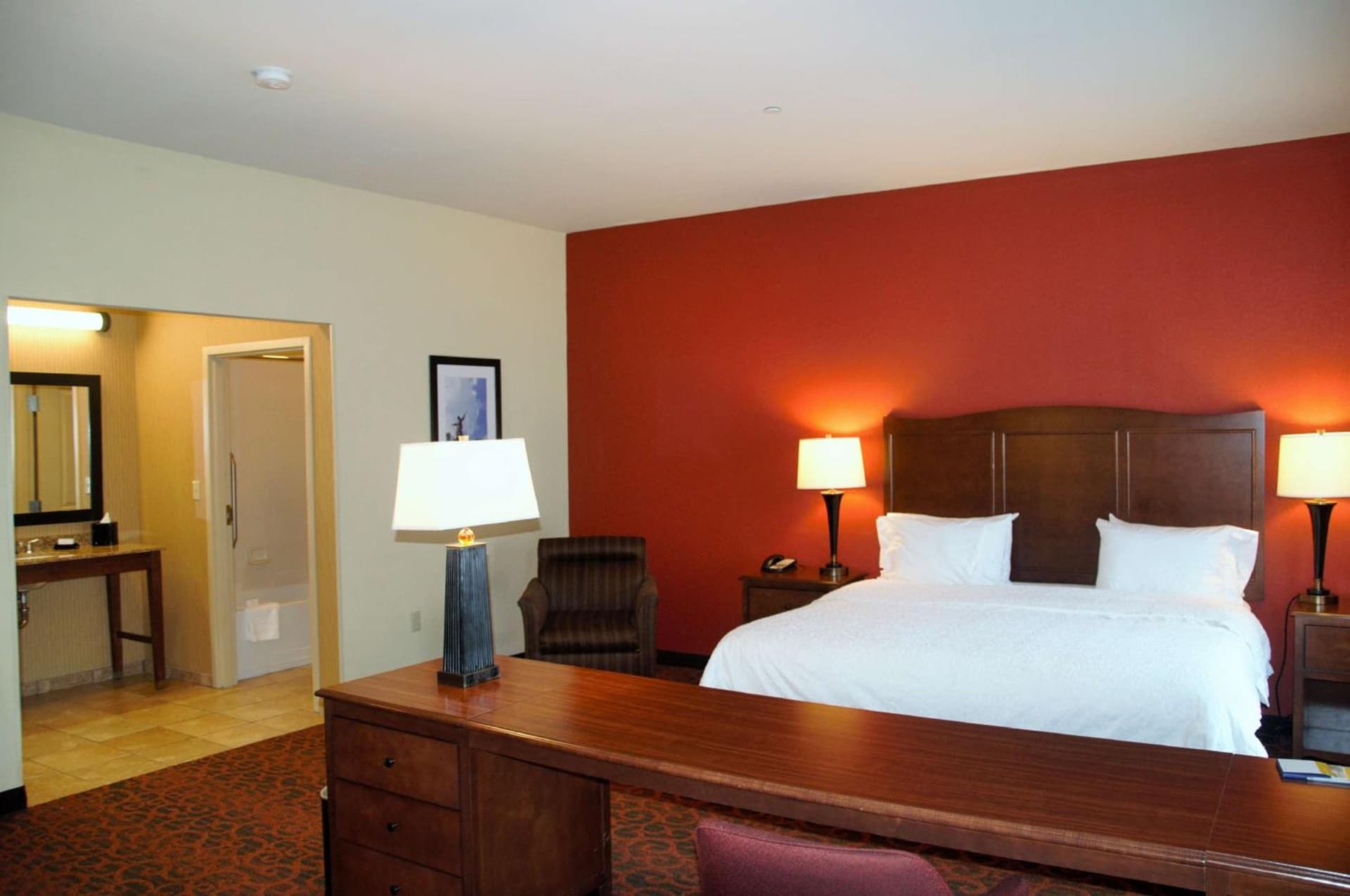 Hampton Inn & Suites Cincinnati / Uptown - University Area gallery photo in Cincinnati, OH — image 19