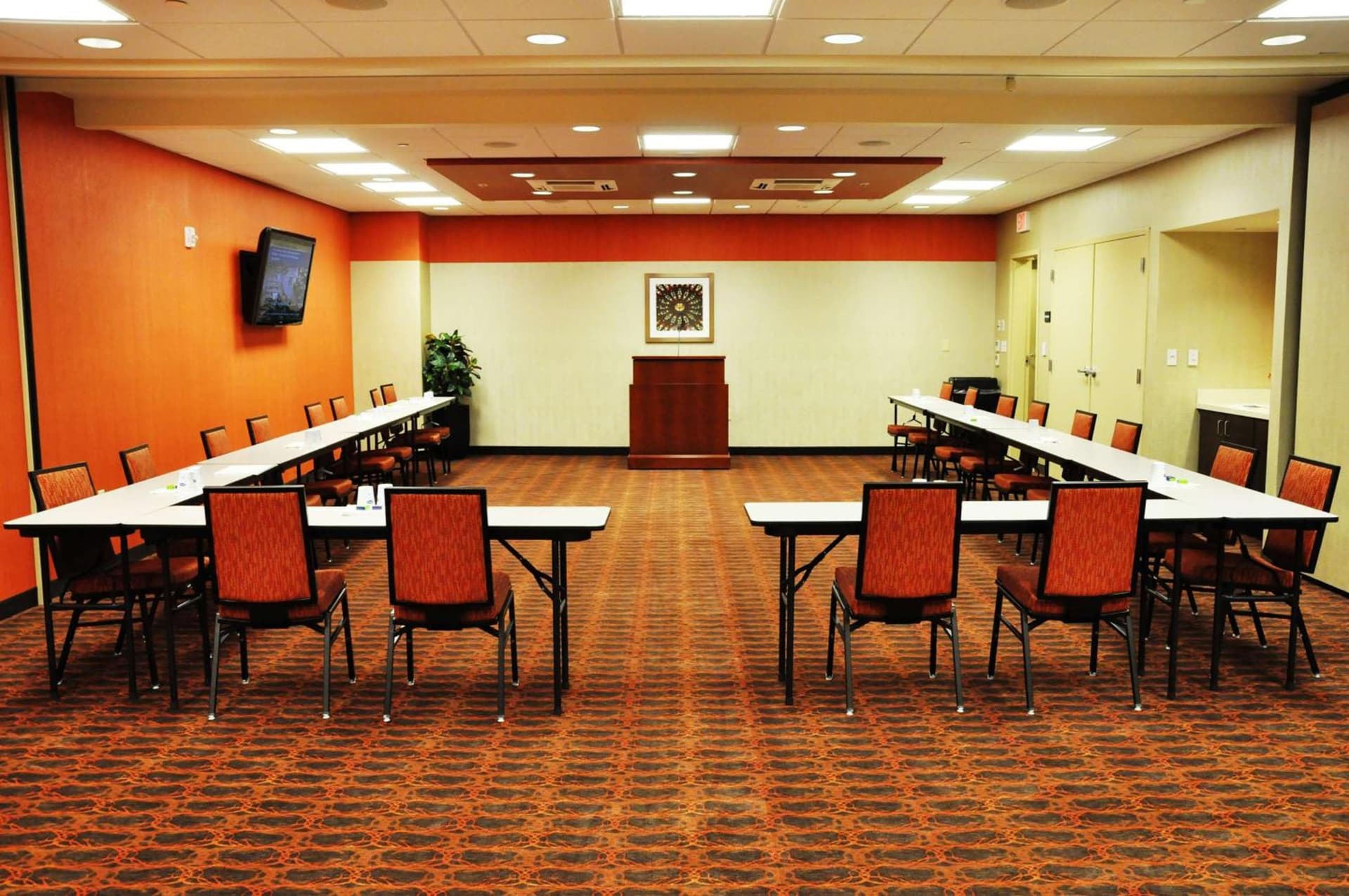 Hampton Inn & Suites Cincinnati / Uptown - University Area gallery photo in Cincinnati, OH — image 20