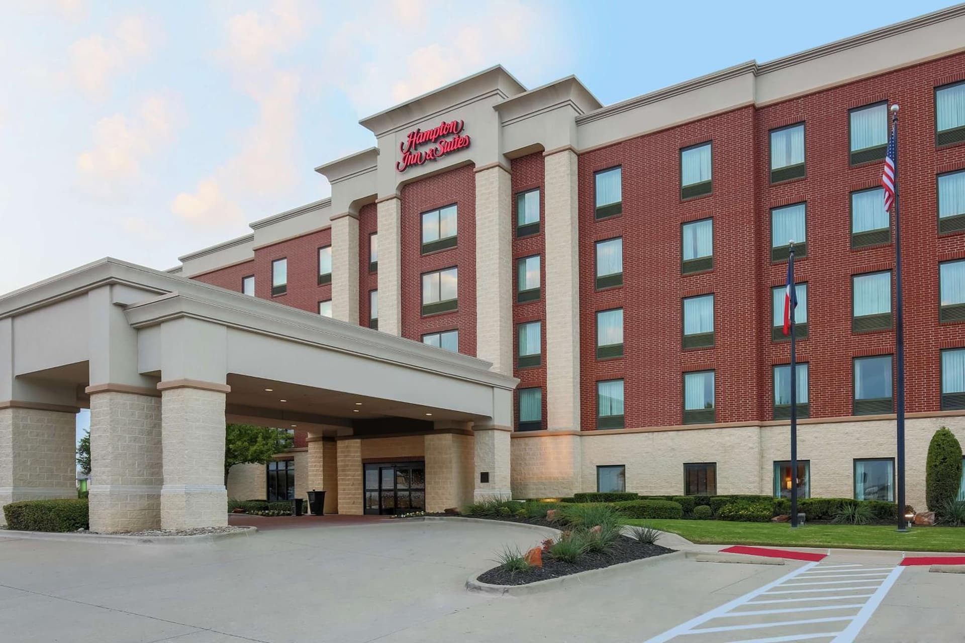 Hampton Inn & Suites Dallas-Allen interior in Allen, TX — gallery photo 2
