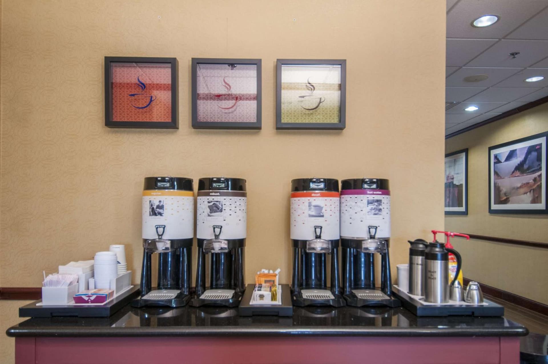 Hampton Inn and Suites Waxahachie gallery photo in Waxahachie, TX — image 28