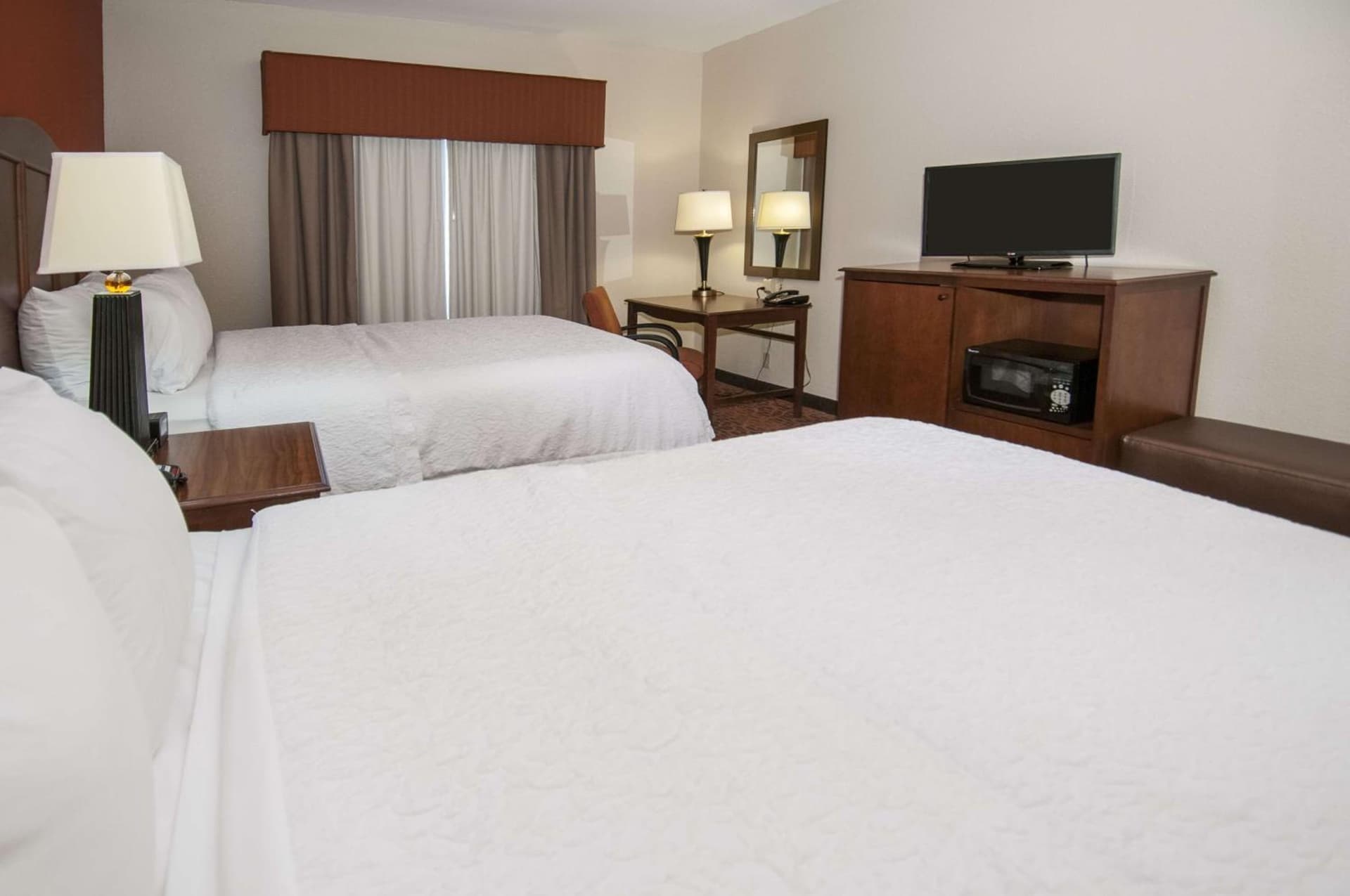 Hampton Inn and Suites Waxahachie gallery photo in Waxahachie, TX — image 35