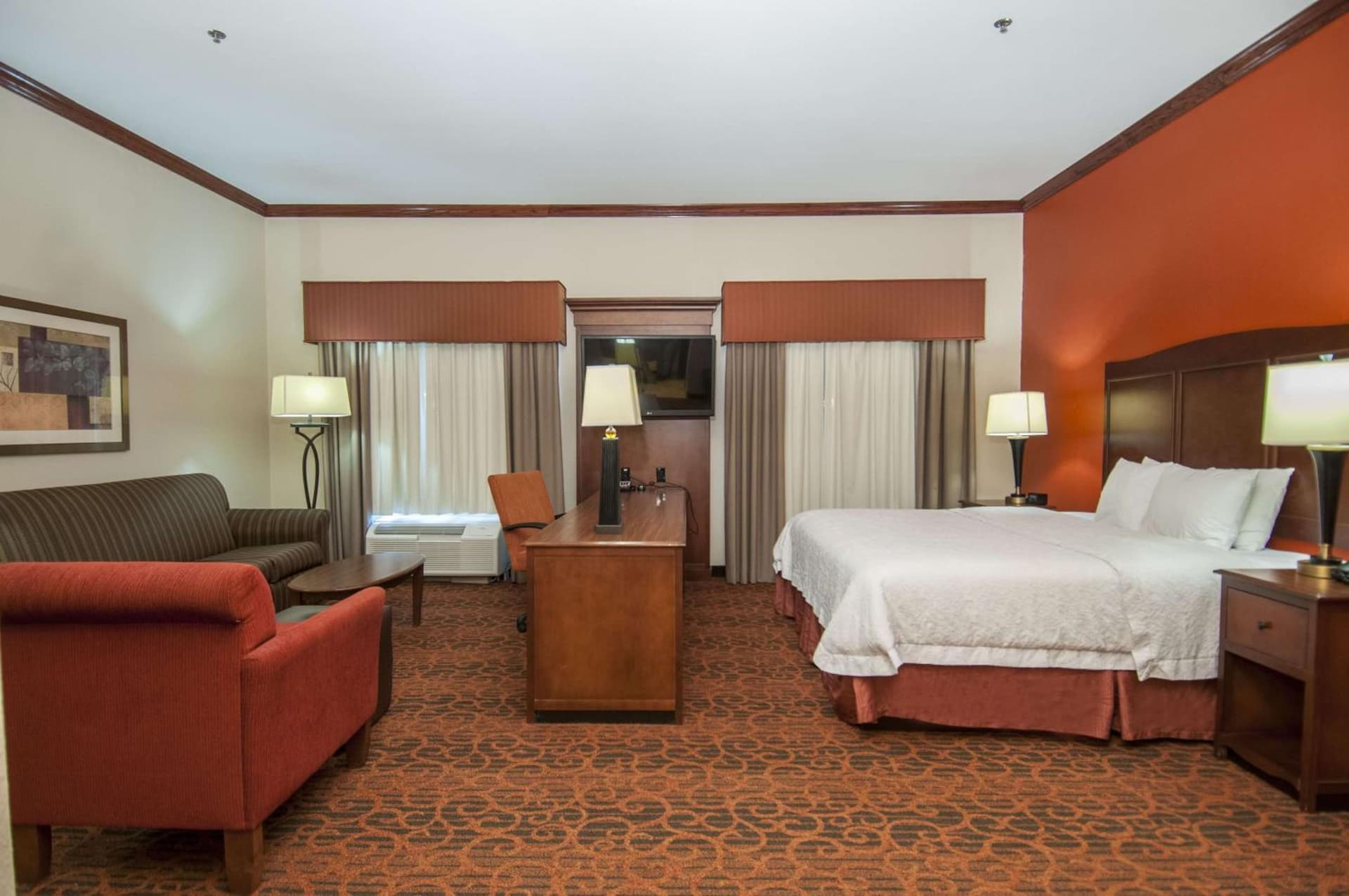 Hampton Inn and Suites Waxahachie gallery photo in Waxahachie, TX — image 27