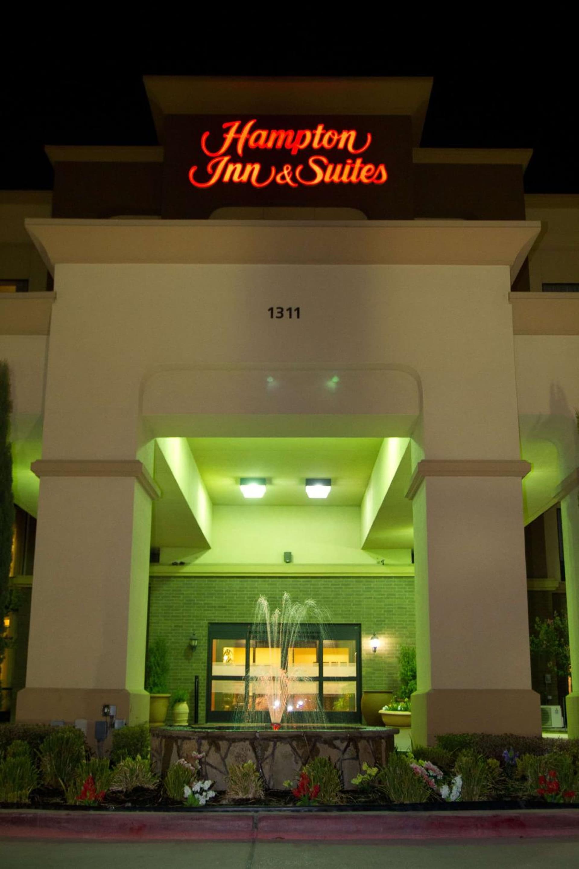 Hampton Inn & Suites Dallas-DeSoto property views in DeSoto, TX — gallery photo 3