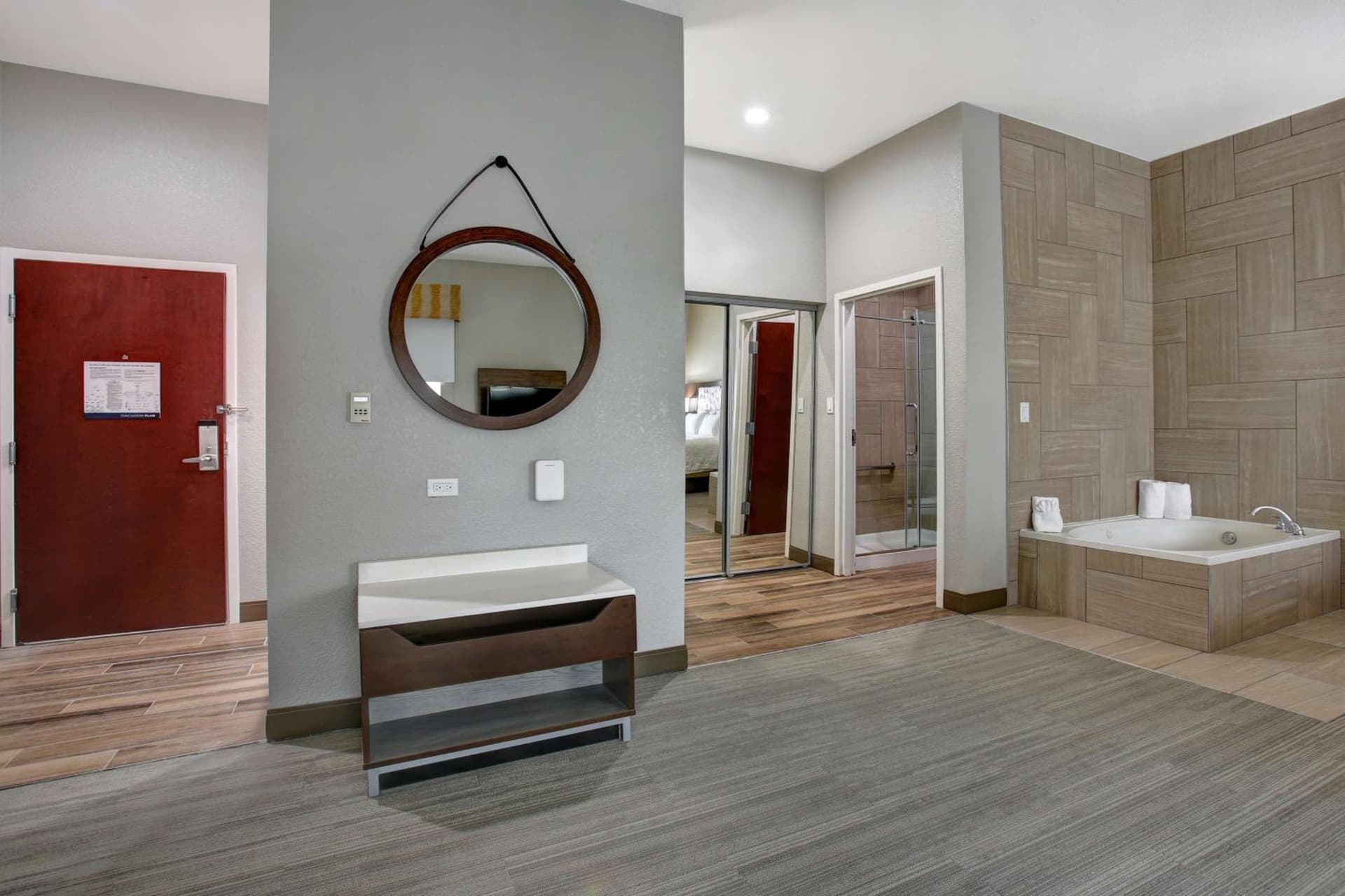 Hampton Inn & Suites Dallas-DeSoto property views in DeSoto, TX — gallery photo 3