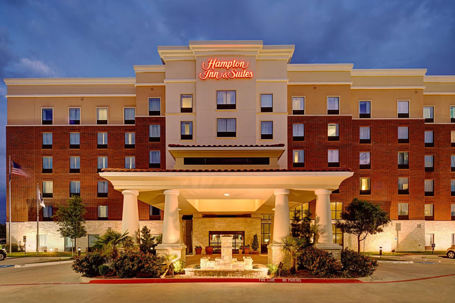 Hampton Inn and Suites Dallas/Lewisville-Vista Ridge Mall featured exterior or lobby in Lewisville, TX — similar hotel