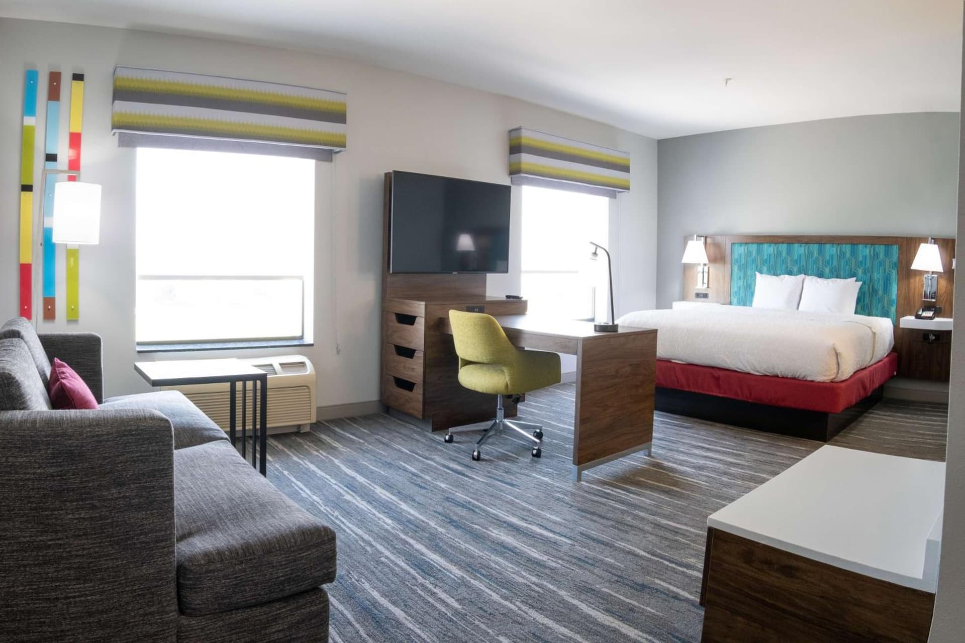 Hampton Inn and Suites Dallas/Lewisville-Vista Ridge Mall gallery photo in Lewisville, TX — image 13