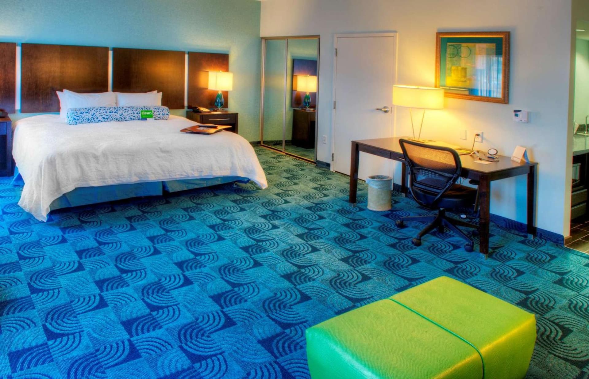 Hampton Inn and Suites Dallas/Lewisville-Vista Ridge Mall gallery photo in Lewisville, TX — image 22