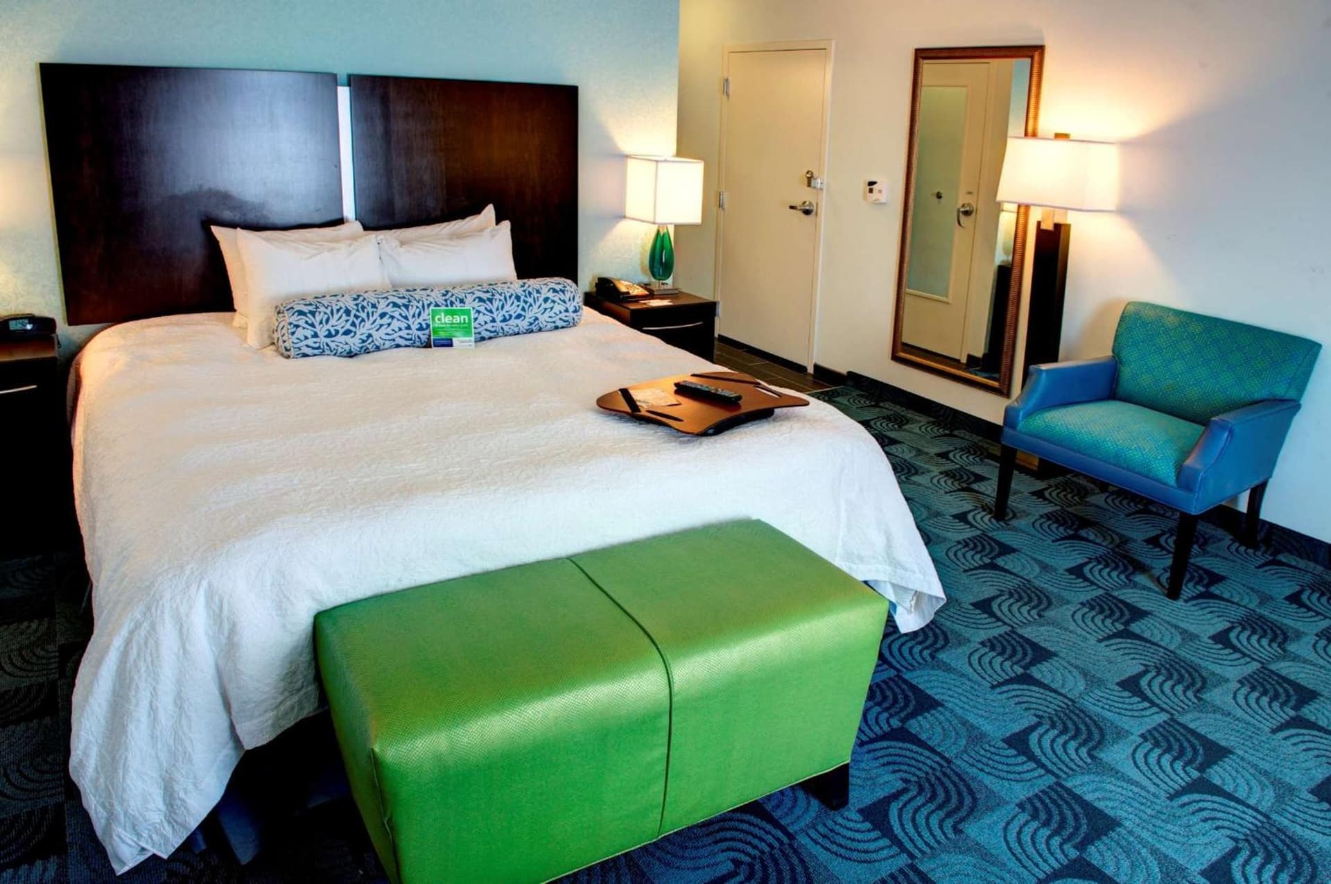 Hampton Inn and Suites Dallas/Lewisville-Vista Ridge Mall gallery photo in Lewisville, TX — image 20