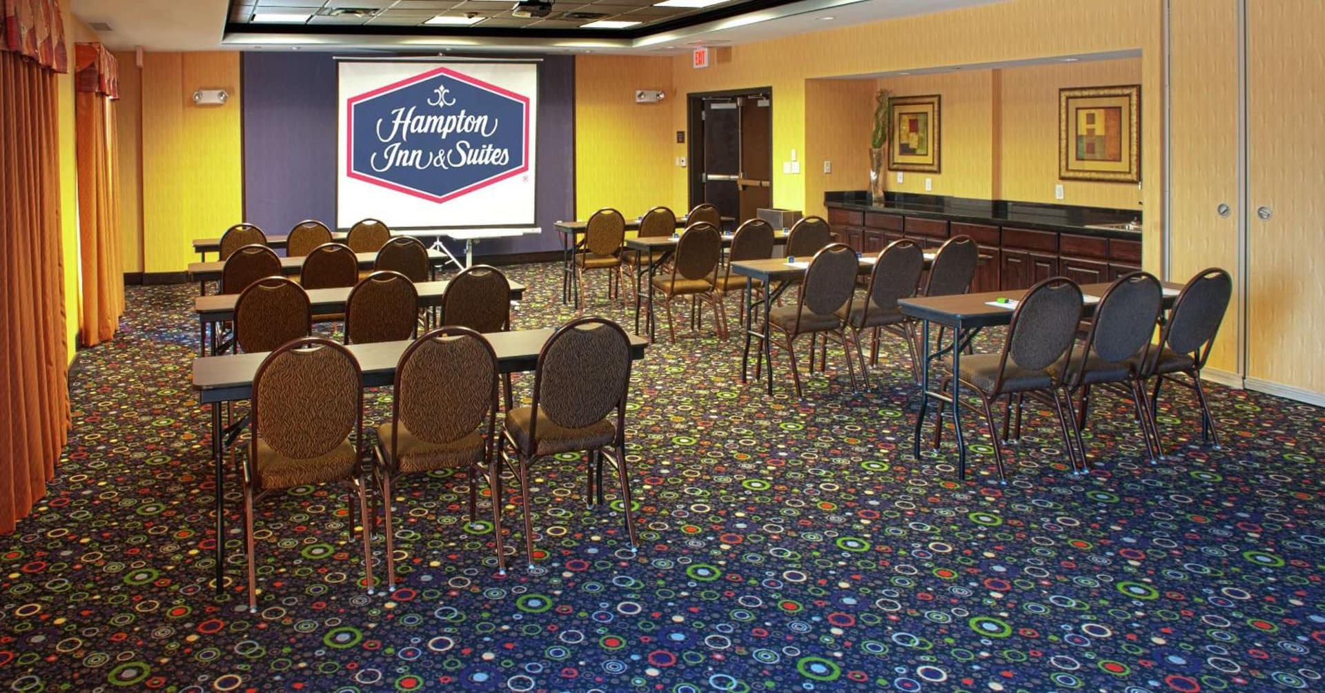 Hampton Inn and Suites Dallas/Lewisville-Vista Ridge Mall gallery photo in Lewisville, TX — image 42