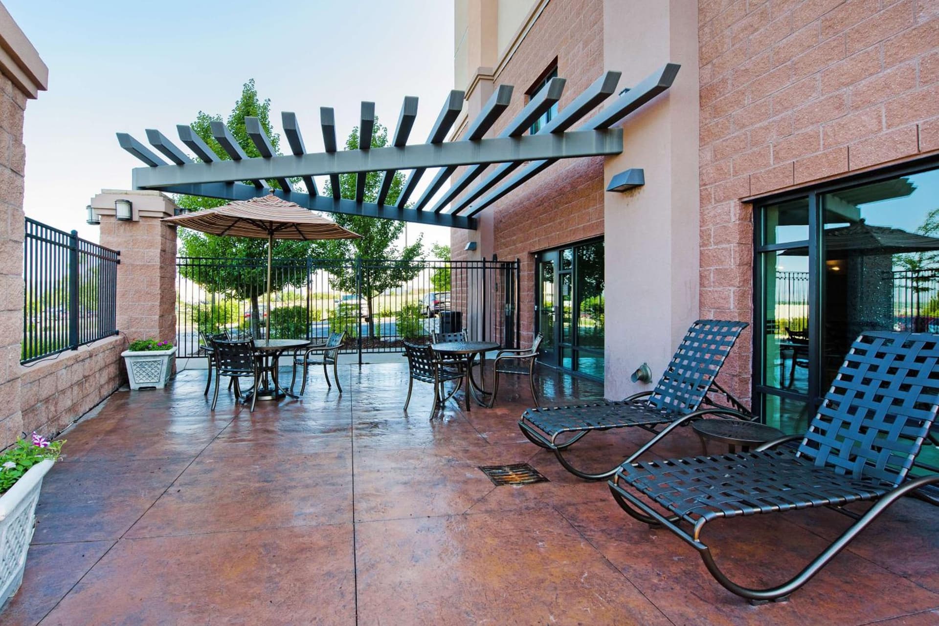 Hampton Inn & Suites Denver/Highlands Ranch property views in Littleton, CO — gallery photo 3