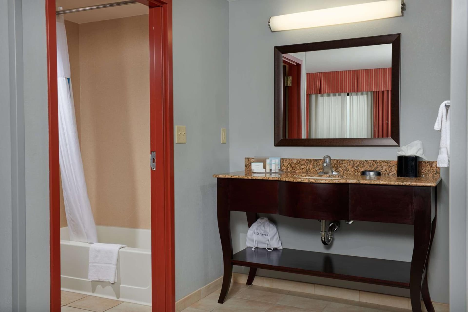 Hampton Inn & Suites Denver/Highlands Ranch gallery photo in Littleton, CO — image 54