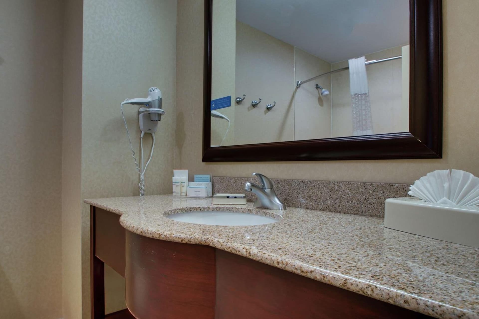 Hampton Inn & Suites Denver Littleton gallery photo in Littleton, CO — image 23