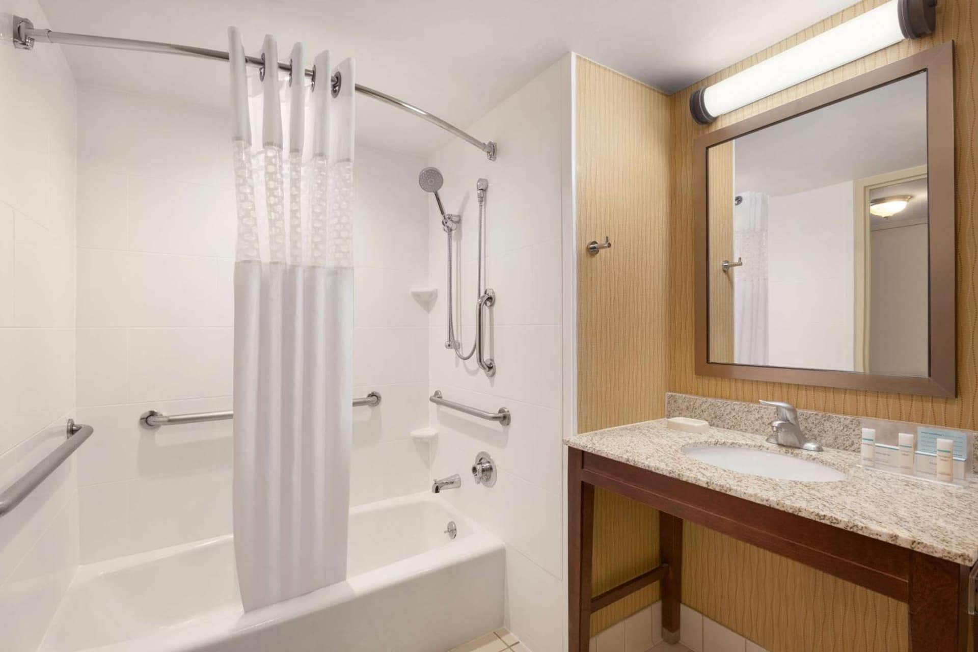 Hampton Inn Denver West Federal Center gallery photo in Lakewood, CO — image 19