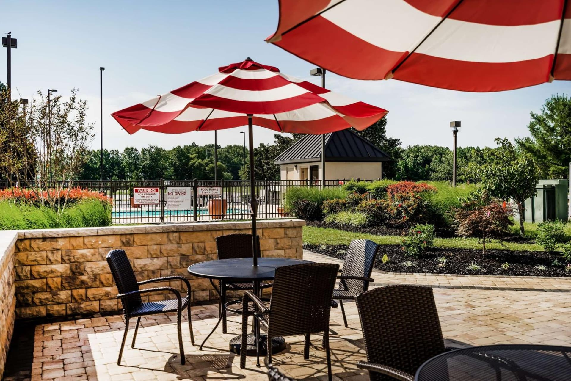 Hampton Inn Dover interior in Dover, DE — gallery photo 2